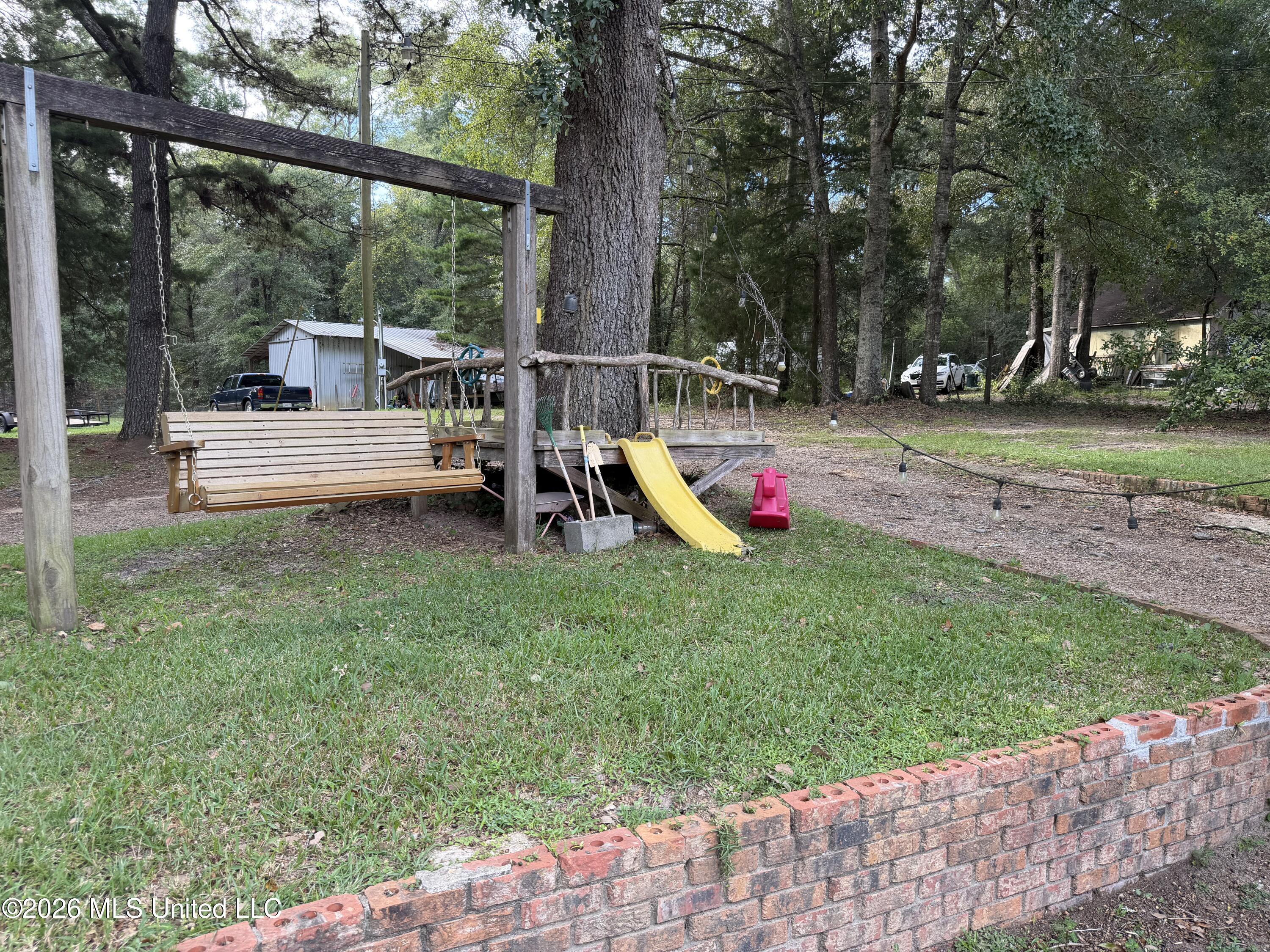 150 Devaughn Road Property Photo 32