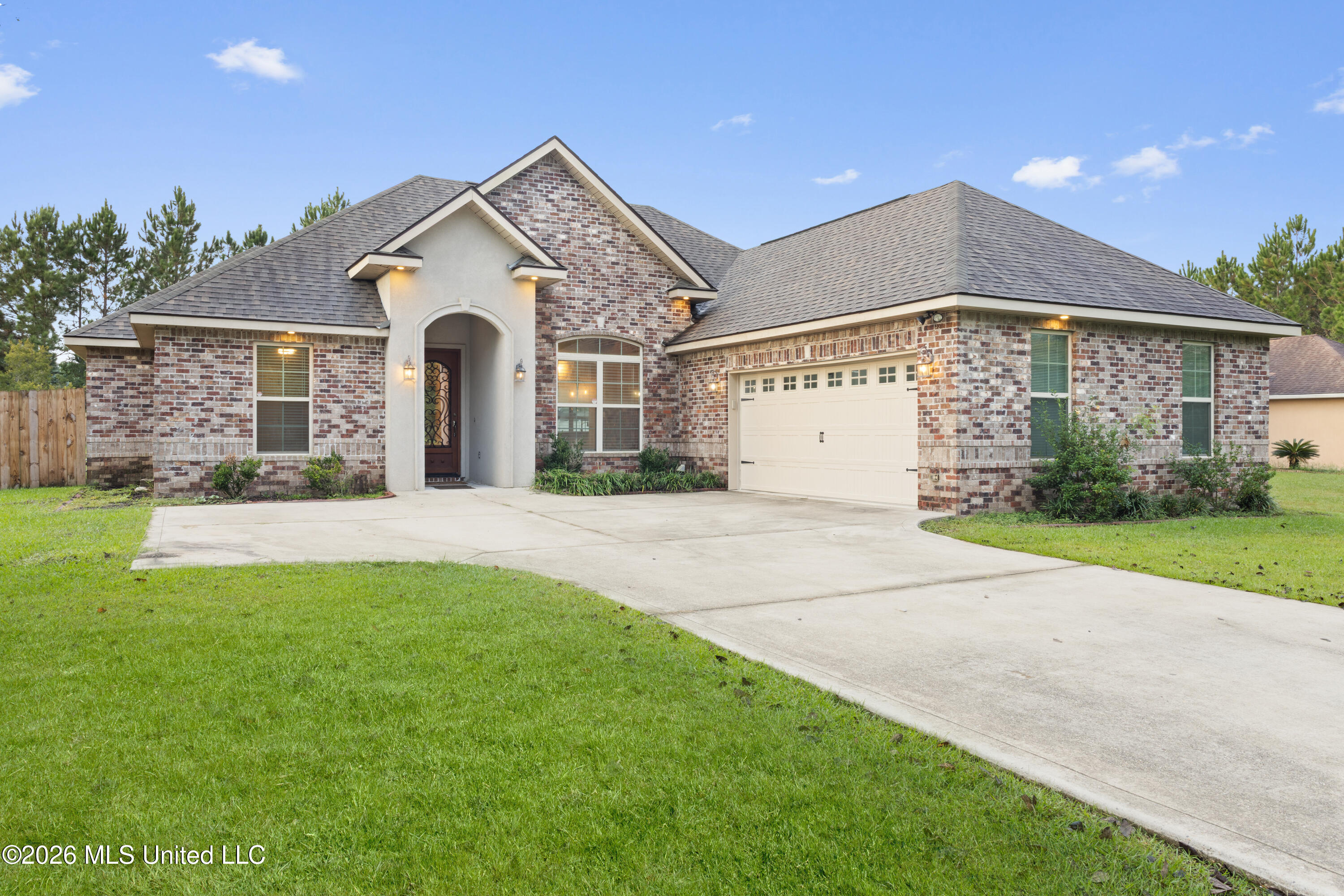 14201 Glendale Road Property Photo 1