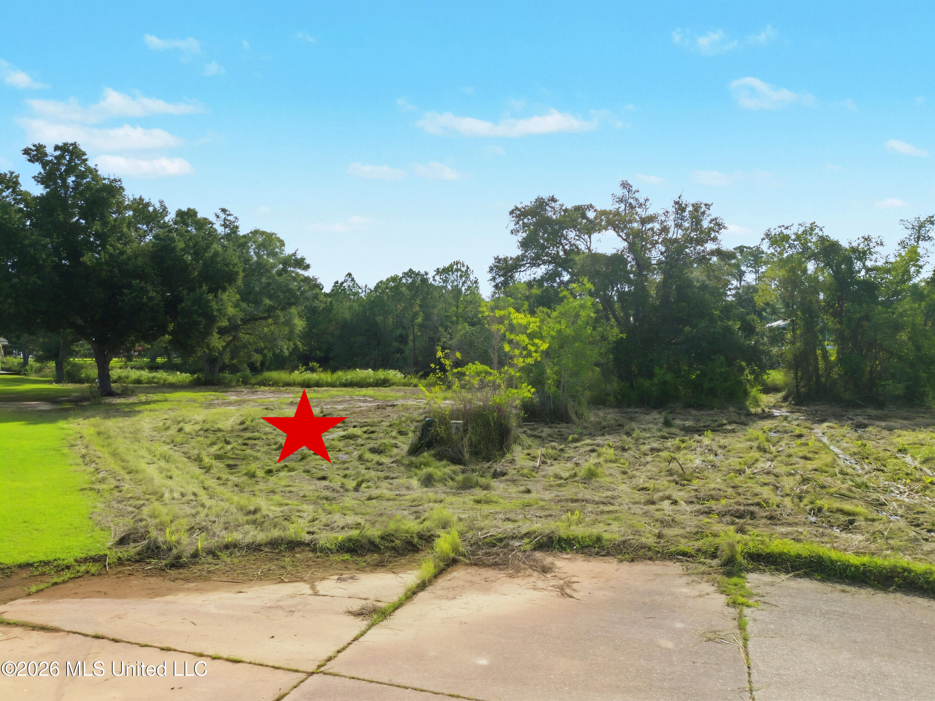 Atlantis Drive Property Photo 12