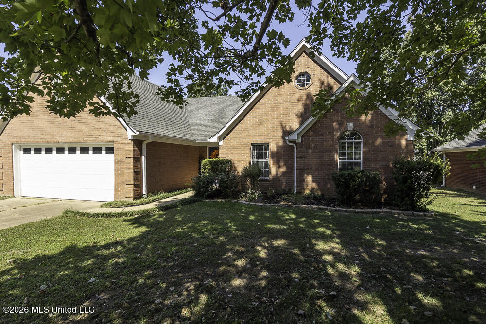 6890 Ranch Ridge Cove Property Photo 1