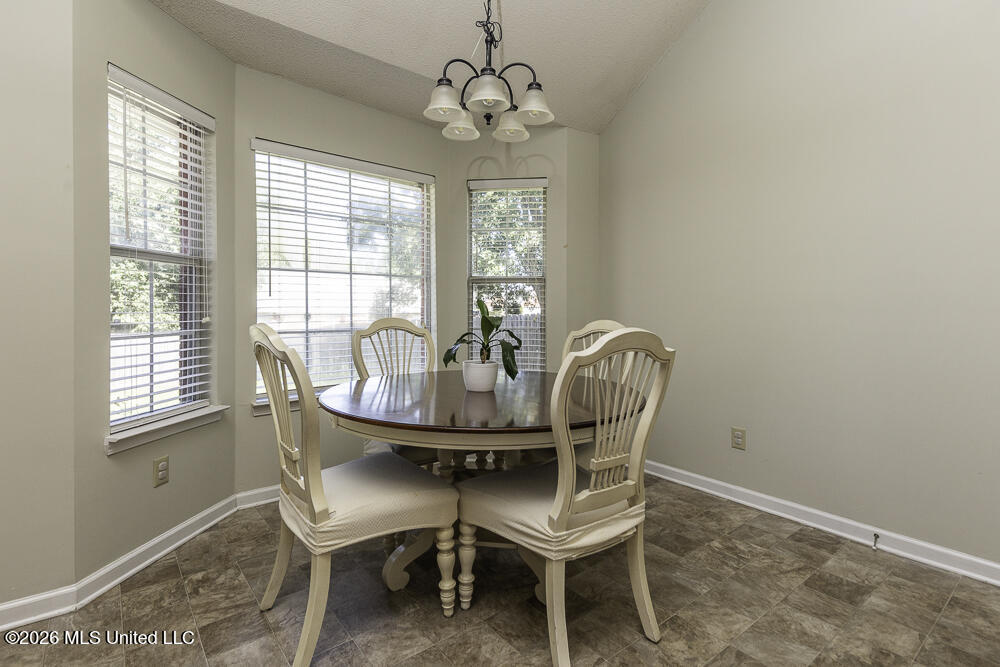6890 Ranch Ridge Cove Property Photo 14