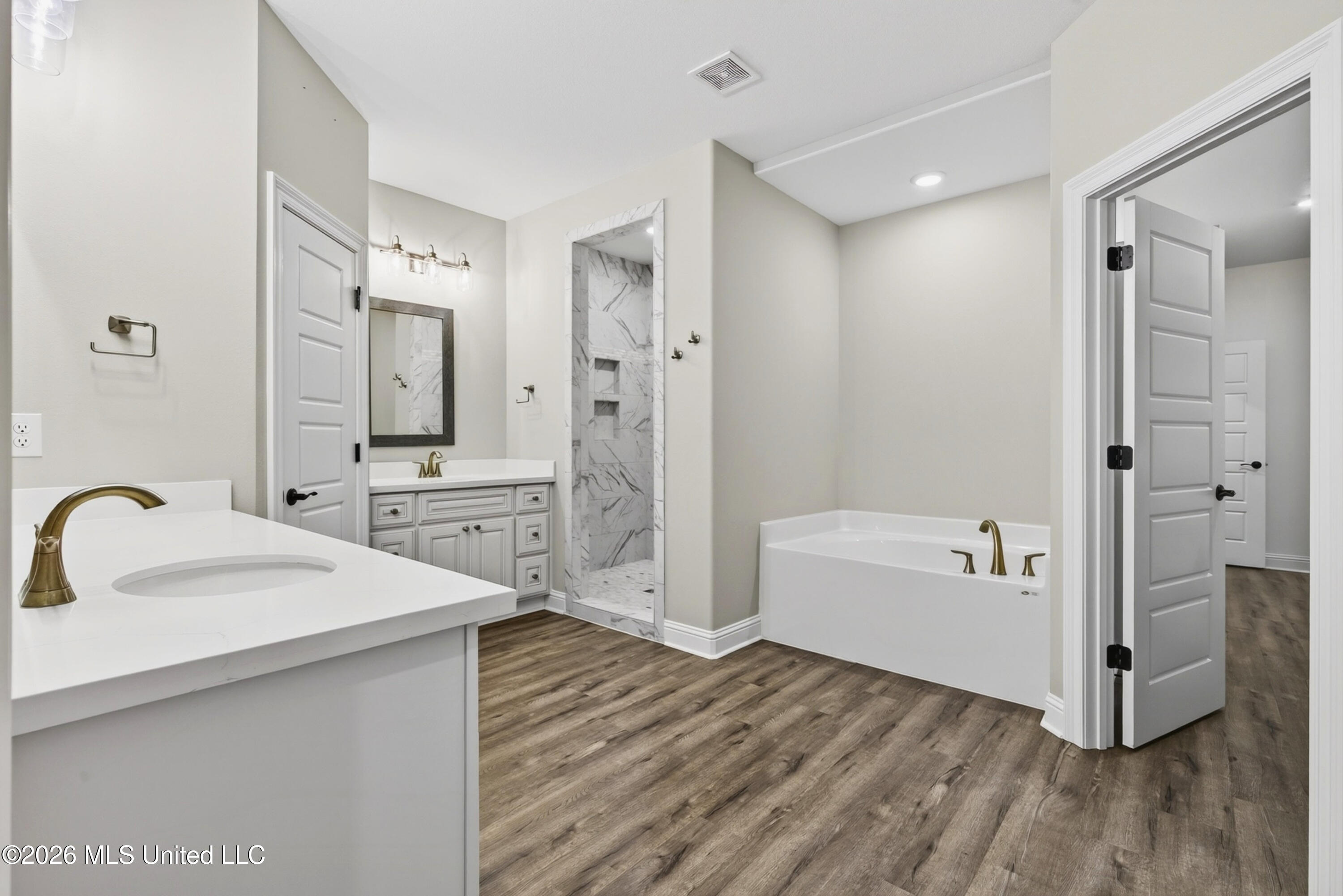 11021 Alphabet Road Property Photo 38