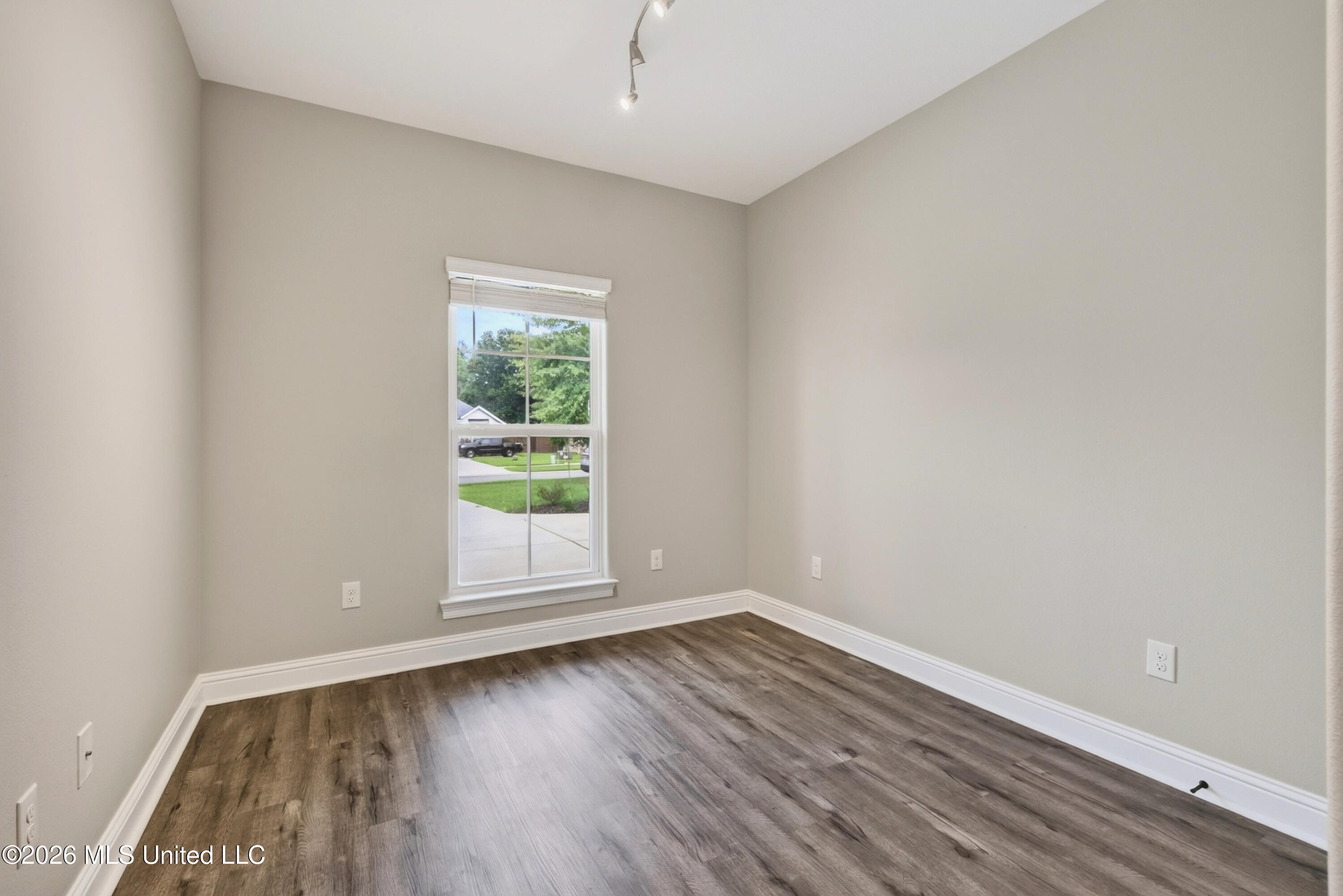 11021 Alphabet Road Property Photo 57