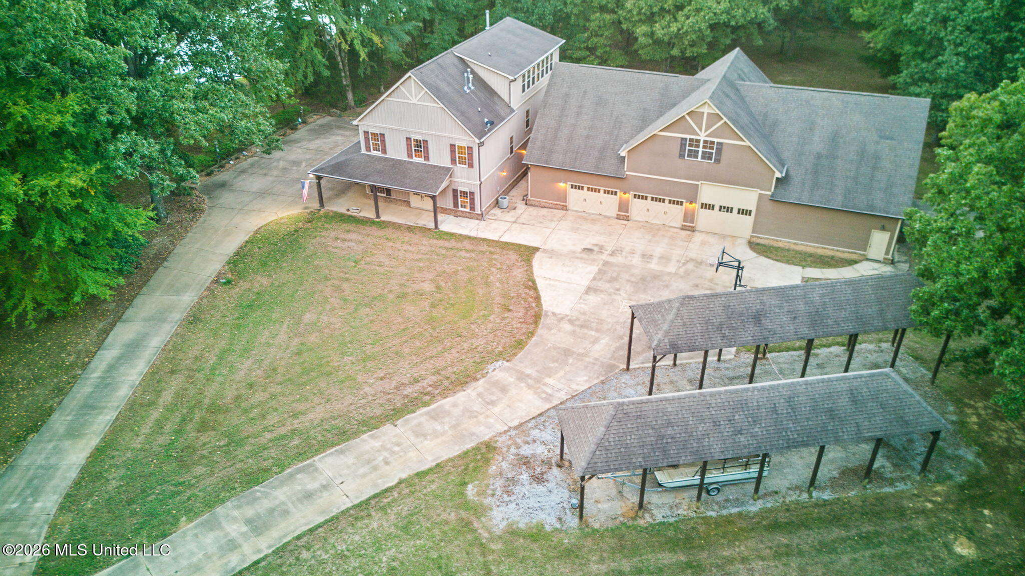 4199 Carolyn Drive Property Photo 5