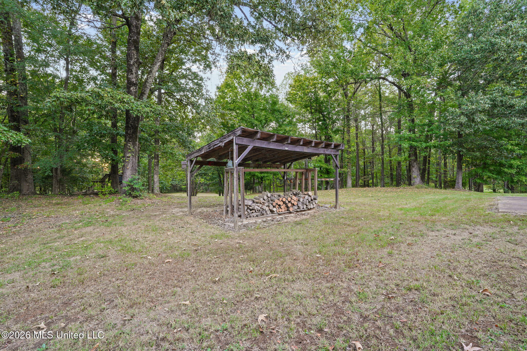 4199 Carolyn Drive Property Photo 14