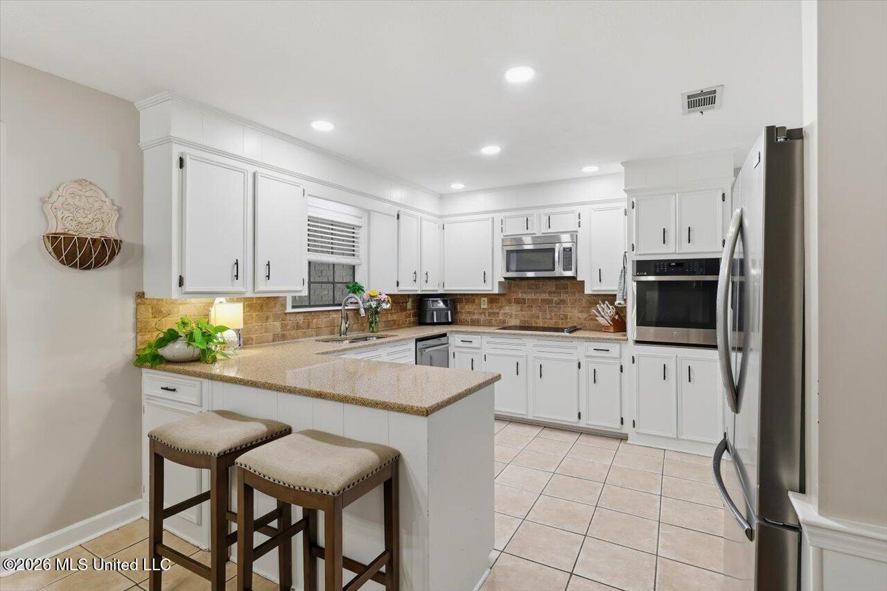 113 Quail Hollow Place Property Photo 14