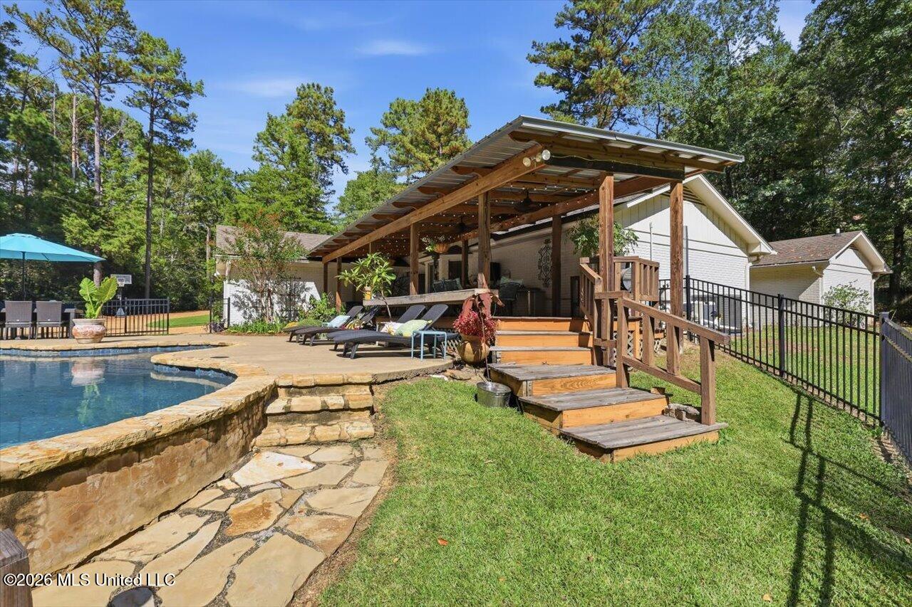 113 Quail Hollow Place Property Photo 47