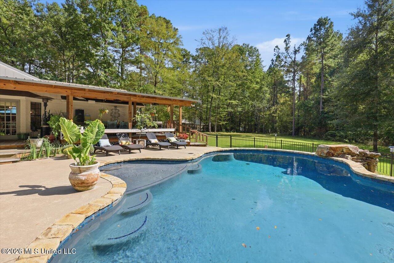 113 Quail Hollow Place Property Photo 50
