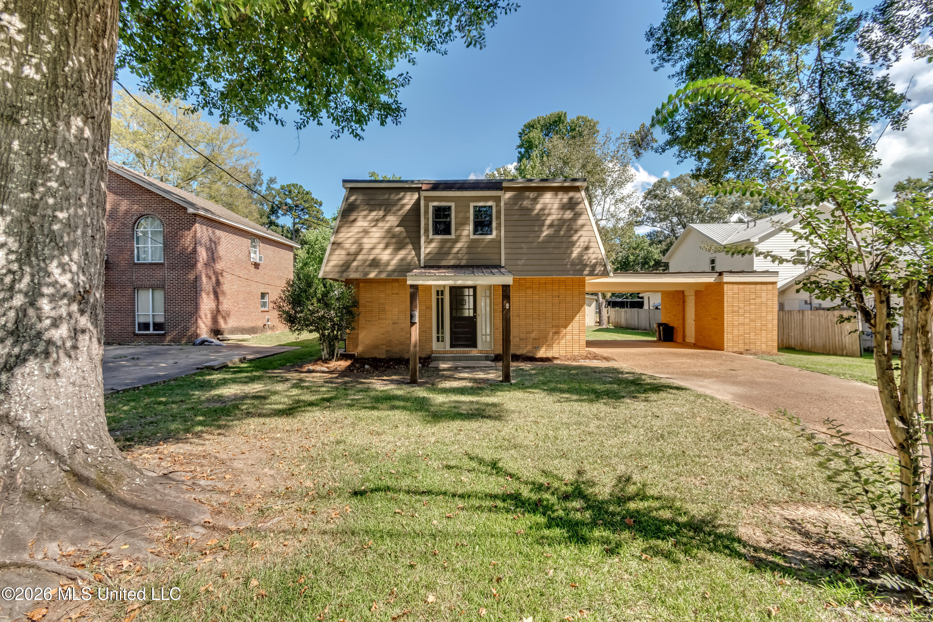 414 Old Rice Road Property Photo 6