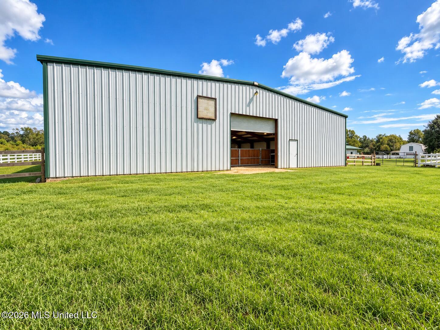 11450 County Farm Road Property Photo 13