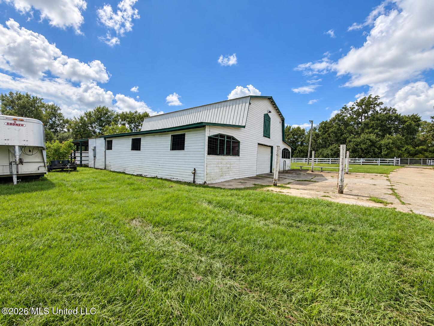 11450 County Farm Road Property Photo 15