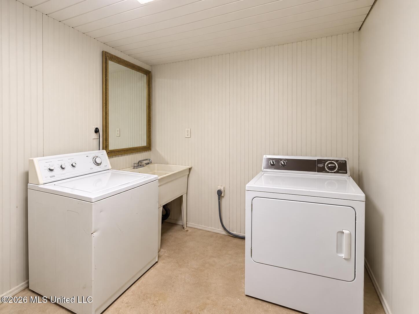 11450 County Farm Road Property Photo 44