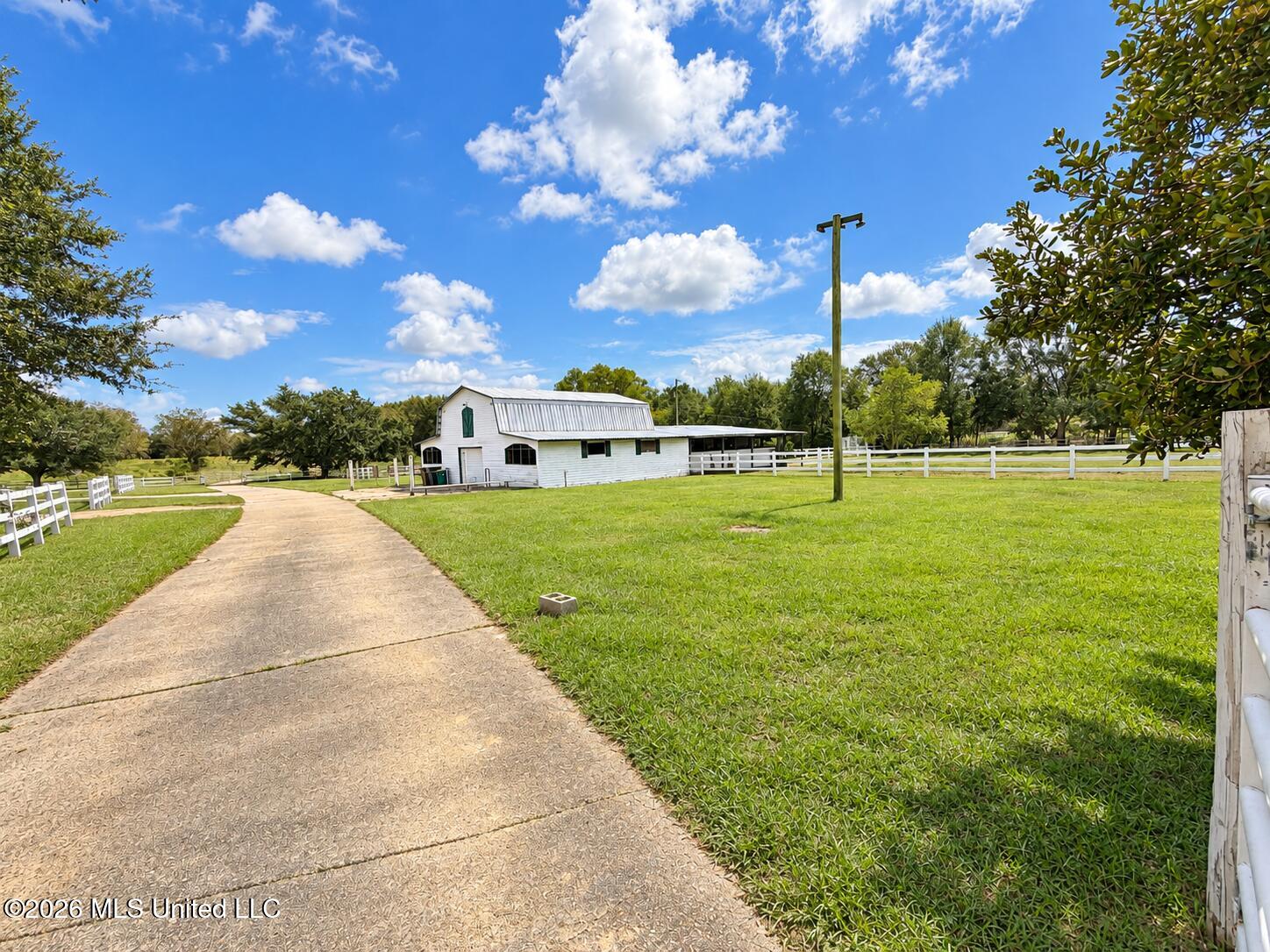 11450 County Farm Road Property Photo 73