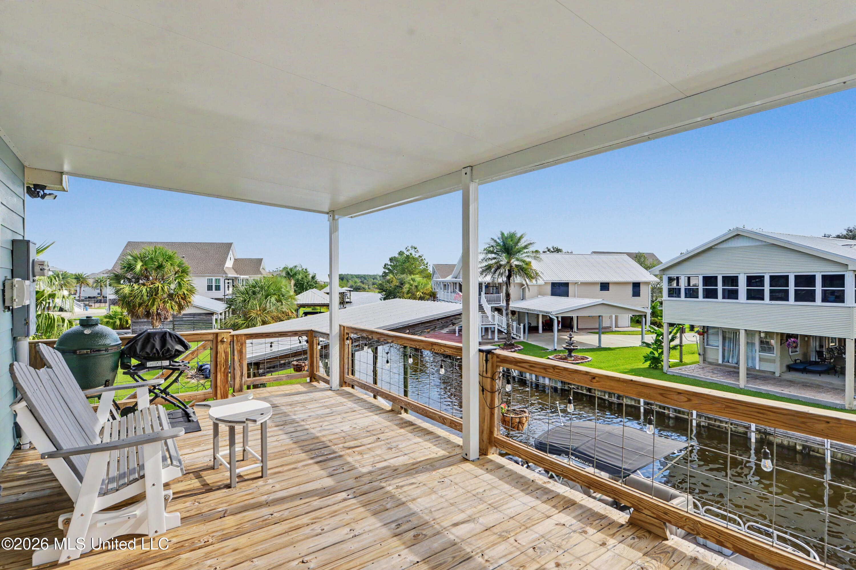 854 Deer Drive Property Photo 3