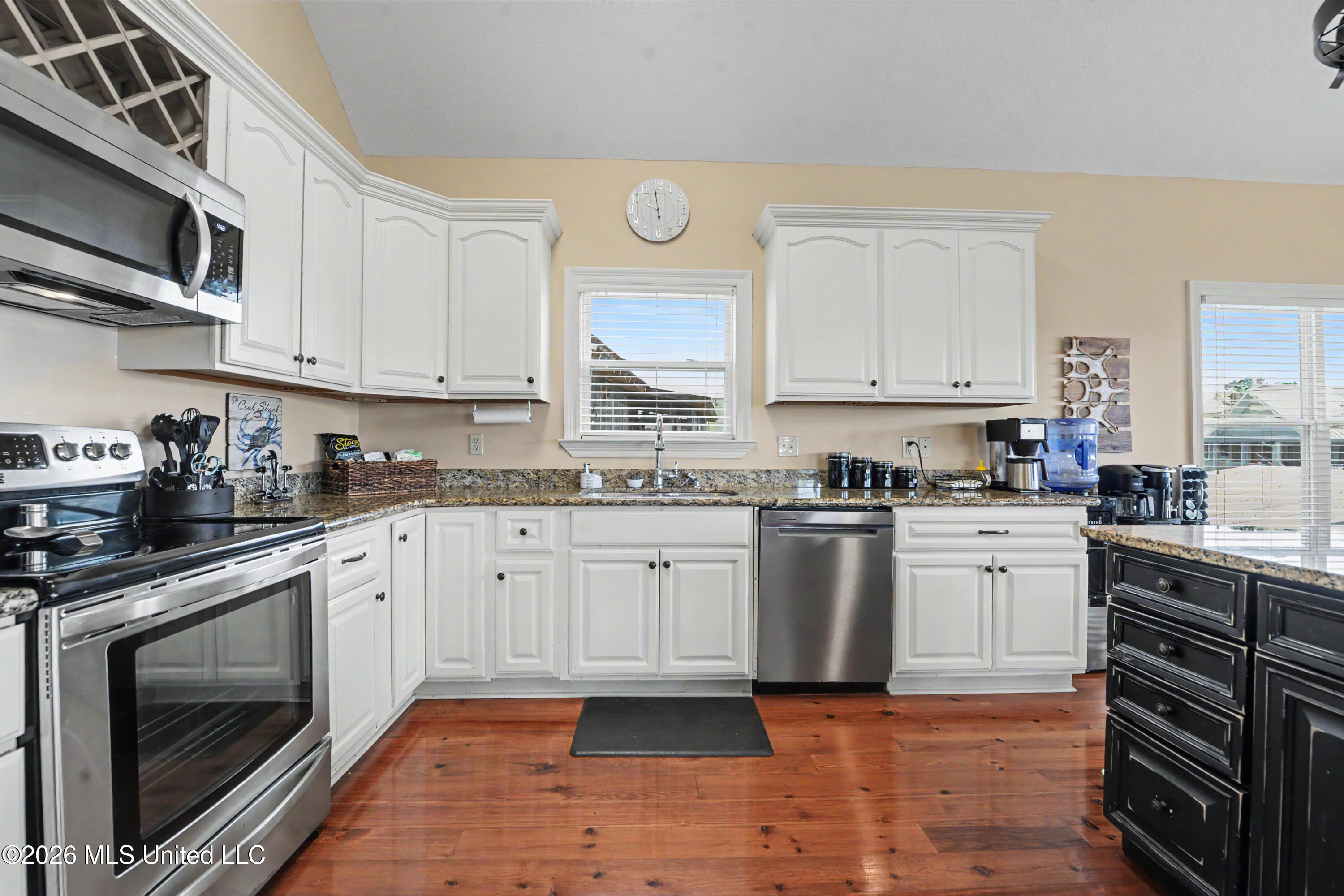 854 Deer Drive Property Photo 11