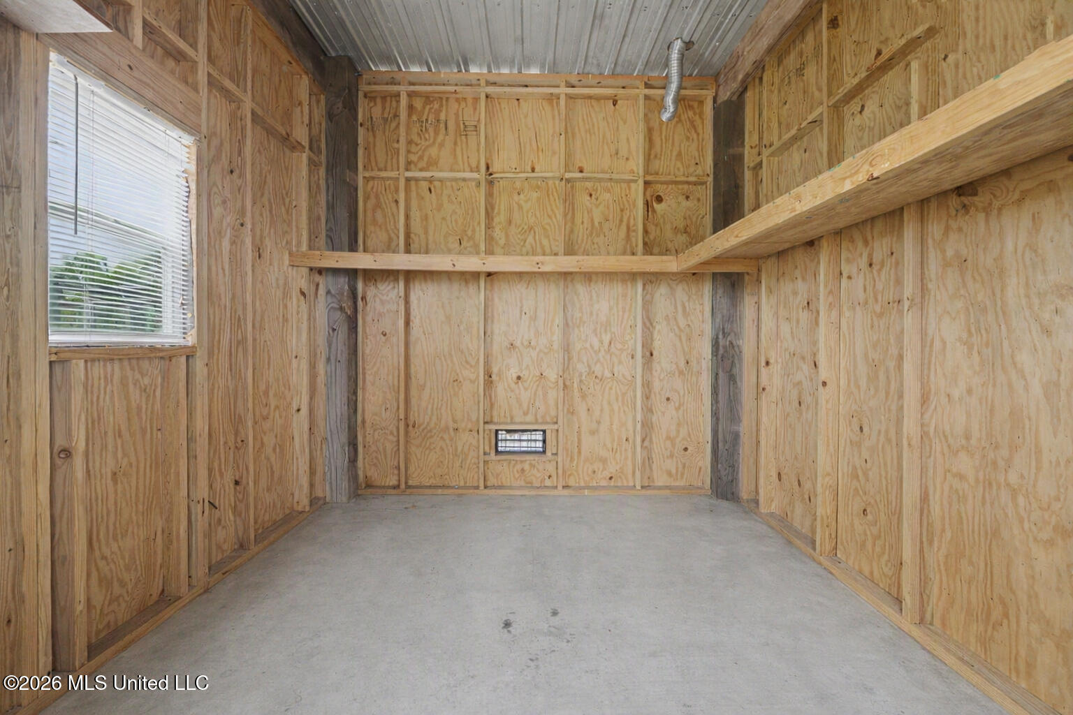 854 Deer Drive Property Photo 24
