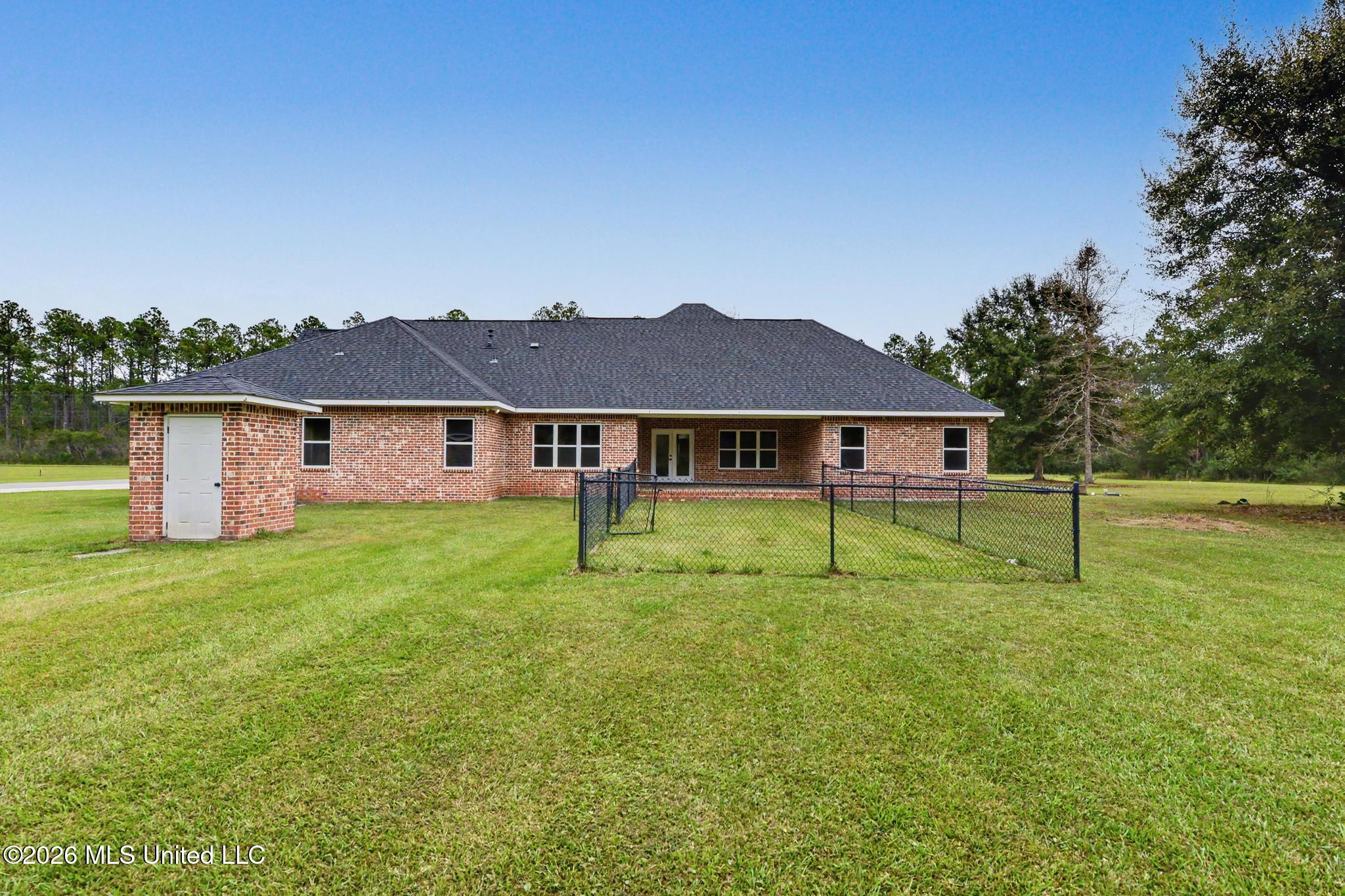 20201 Larry Carter Road Property Photo 33
