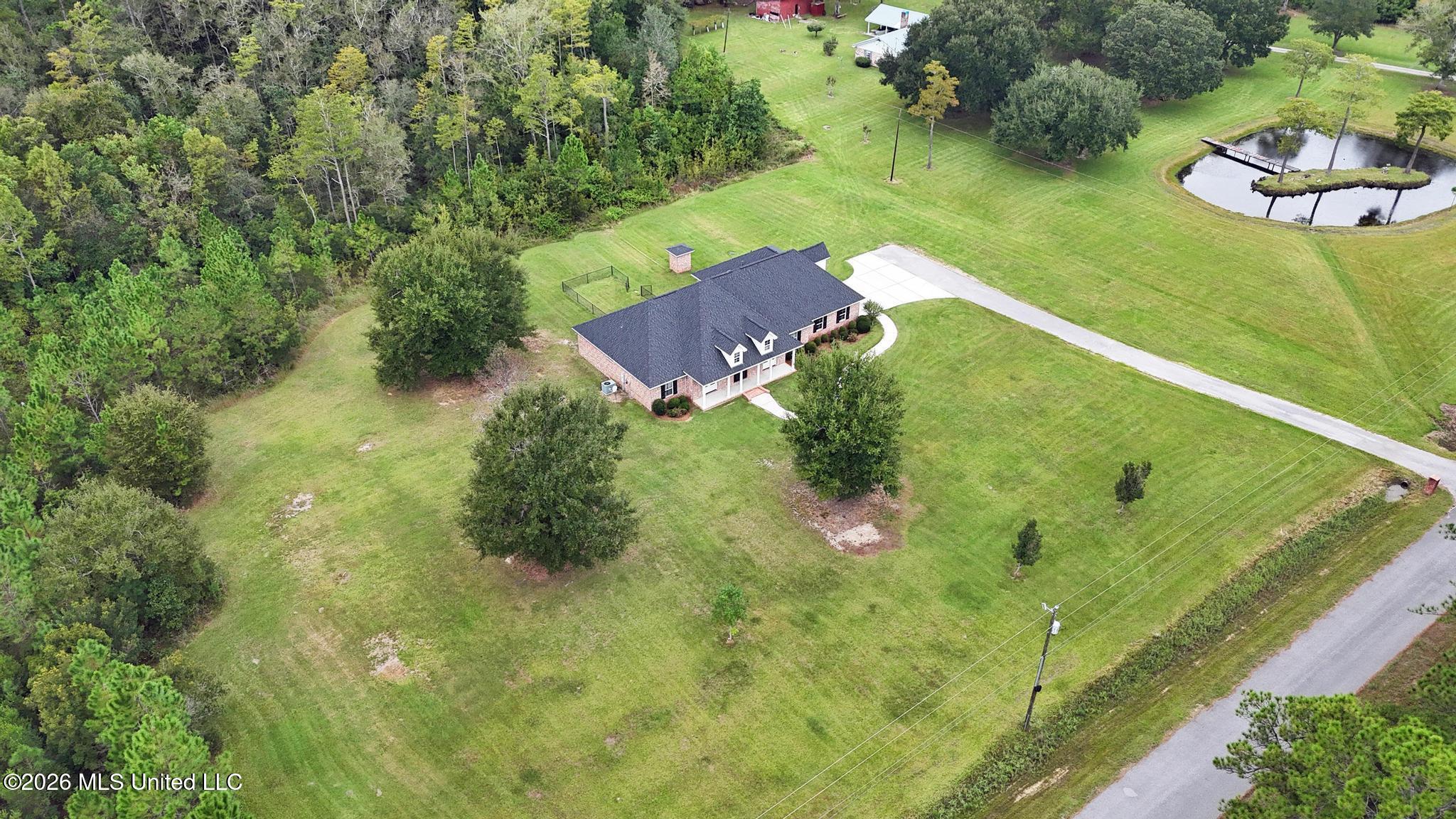 20201 Larry Carter Road Property Photo 35
