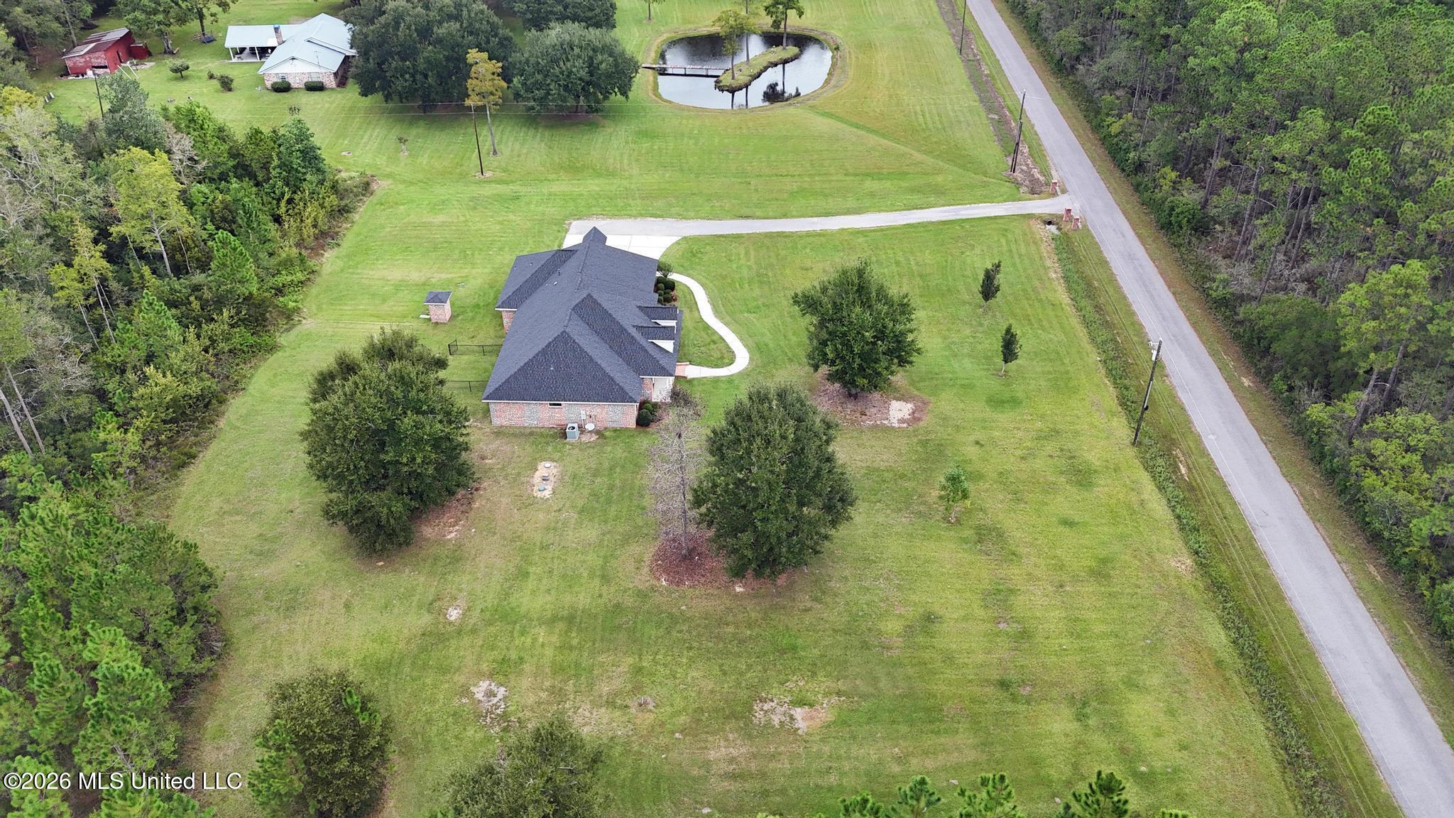 20201 Larry Carter Road Property Photo 36