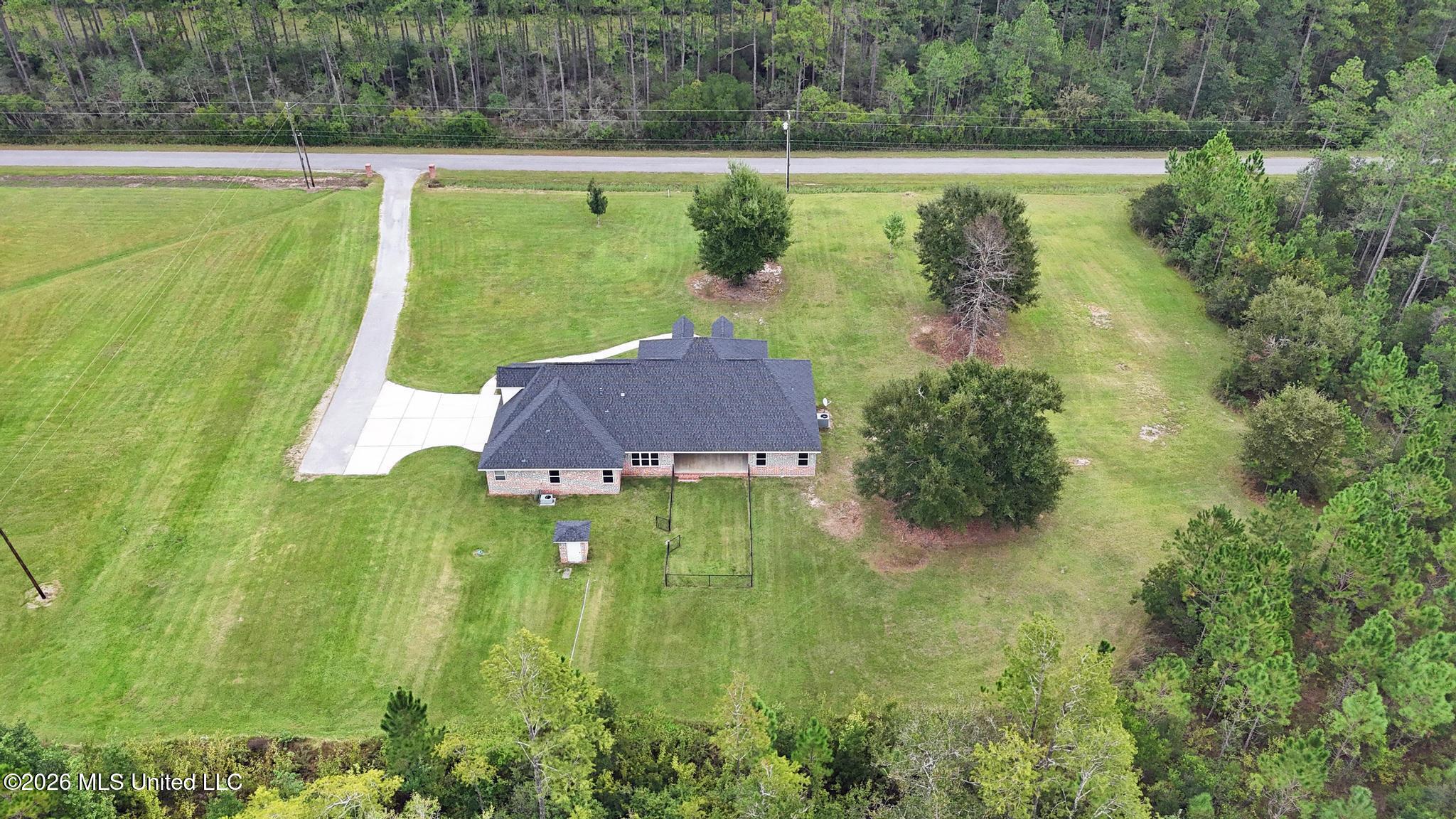 20201 Larry Carter Road Property Photo 38