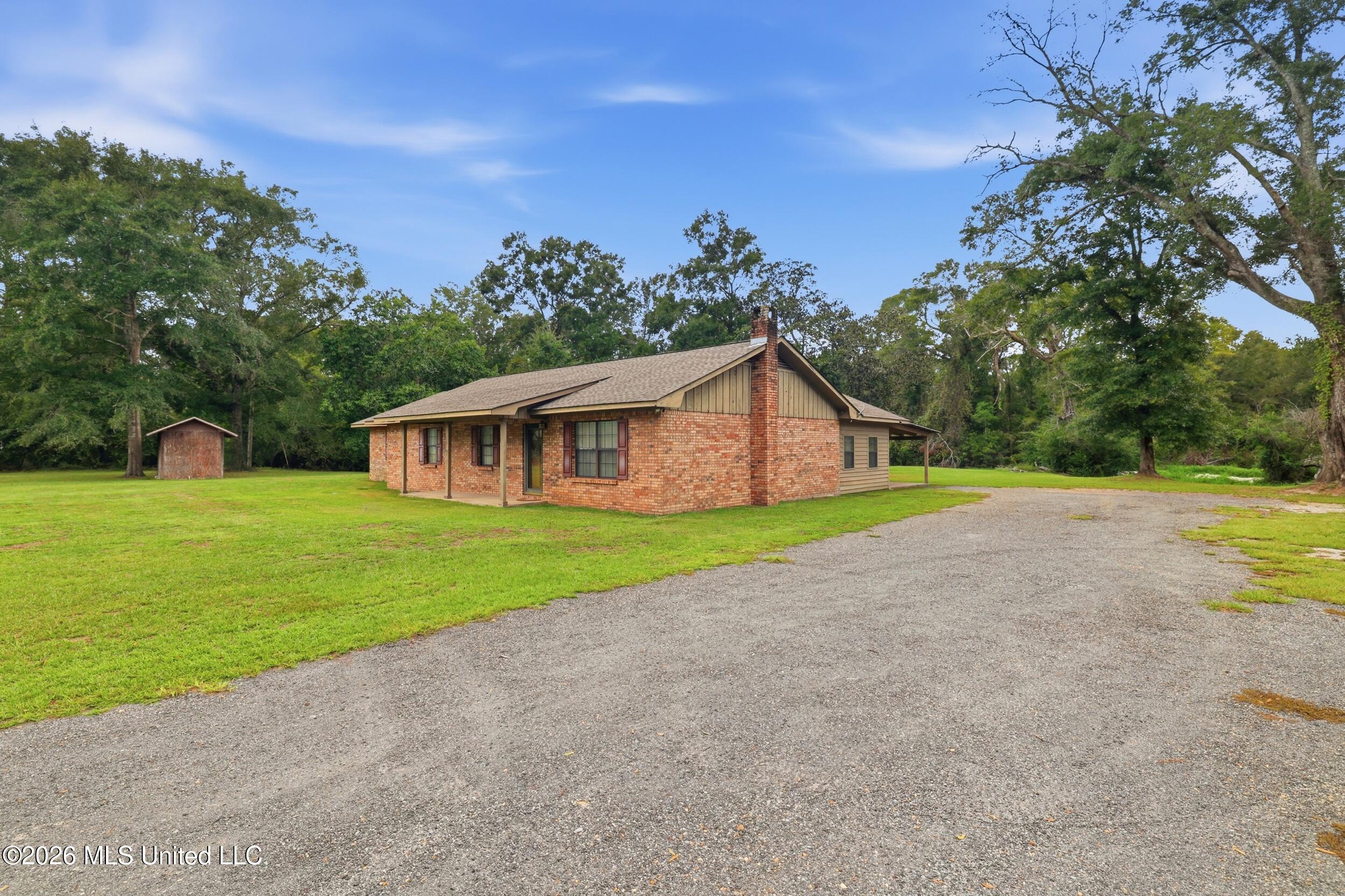 123 E Wilkerson Ferry Road Property Photo 25