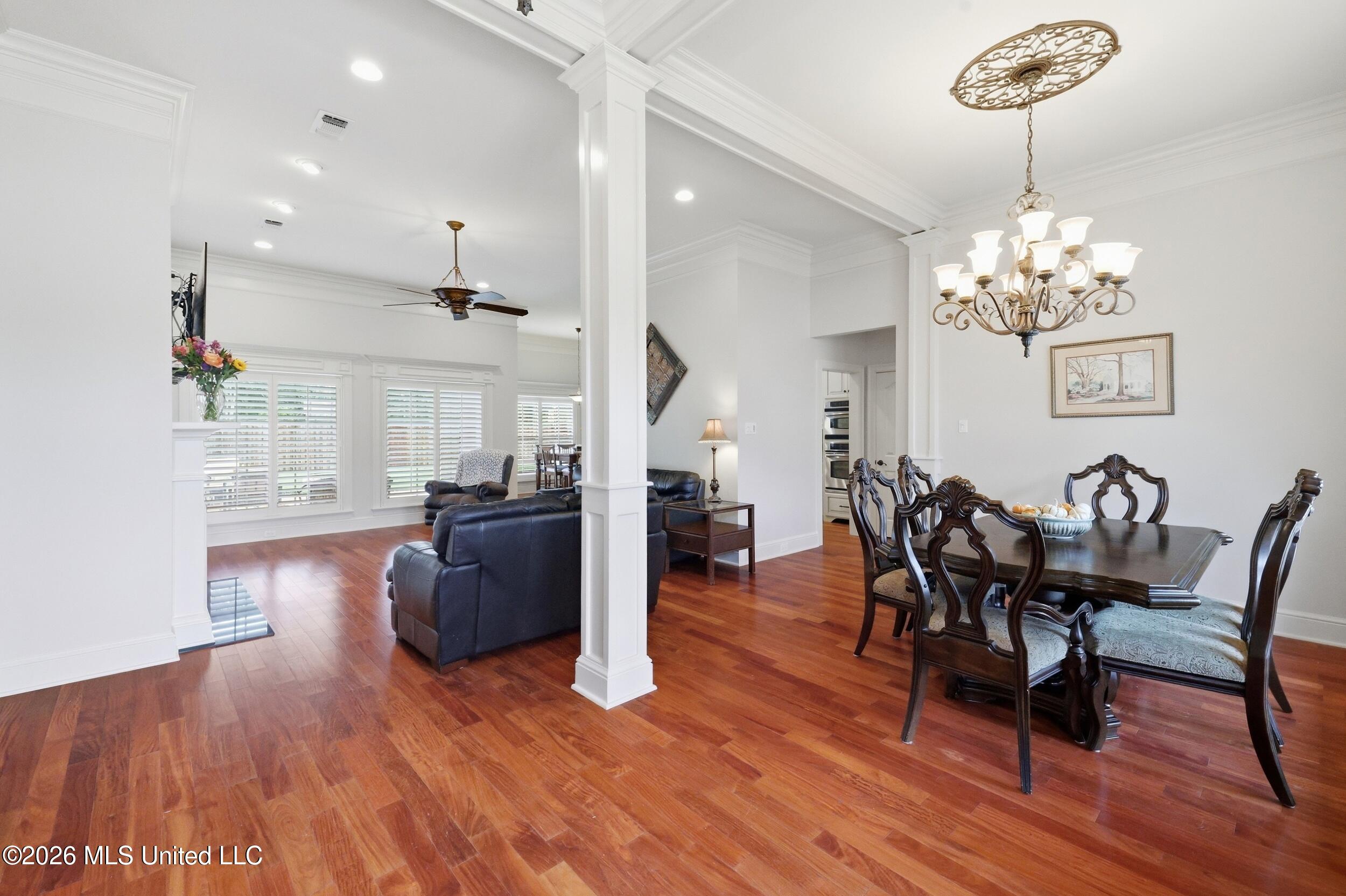 9308 Alcove Lane Property Photo 11