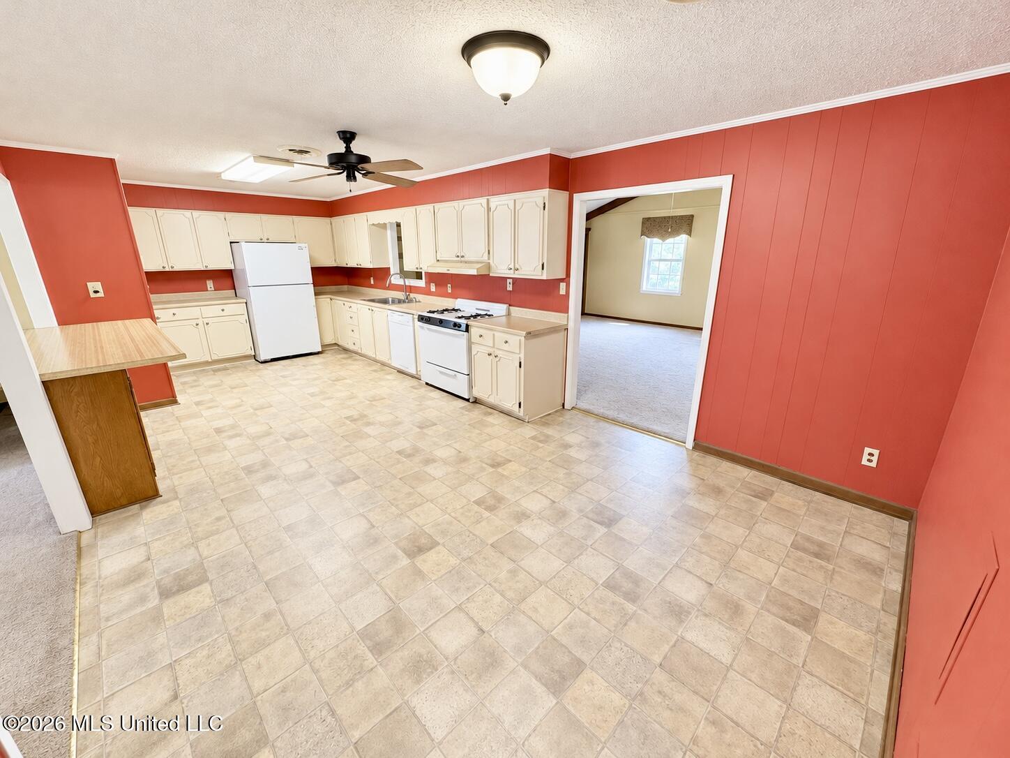 665 Scenic Drive Property Photo 11