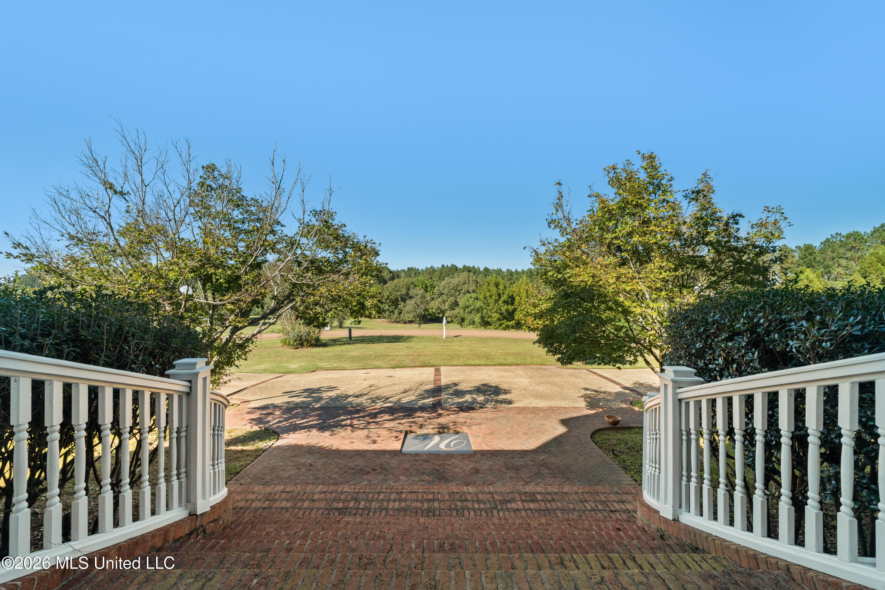 51 Oakhill Boulevard Property Photo 7