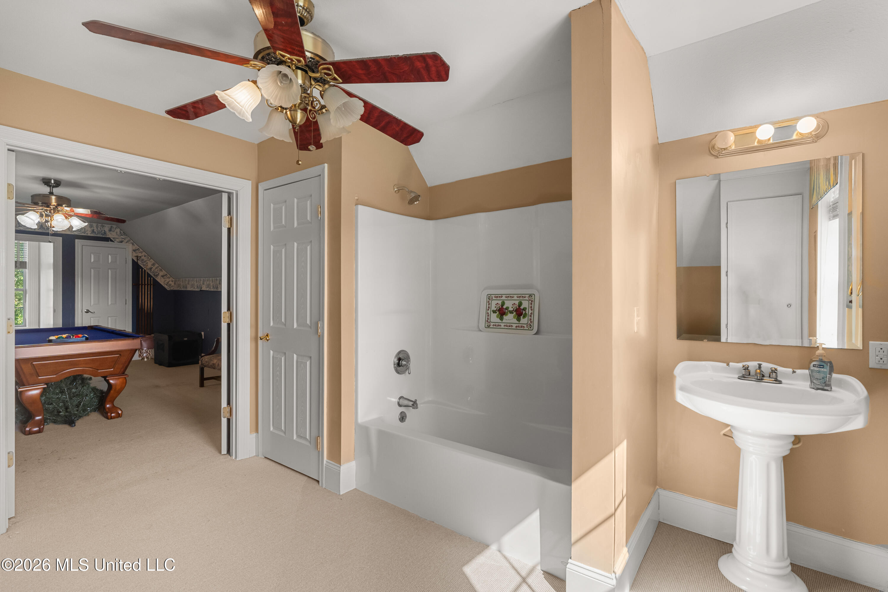 51 Oakhill Boulevard Property Photo 25