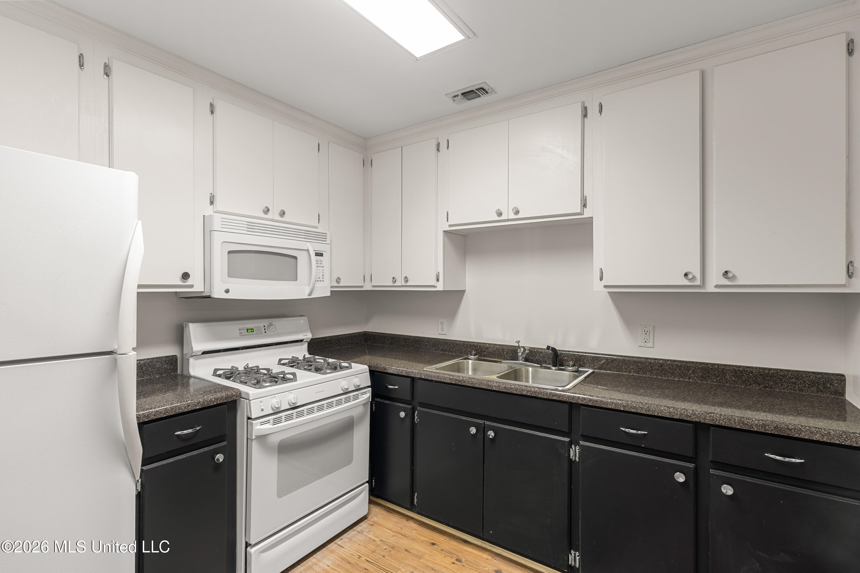 51 Oakhill Boulevard Property Photo 35