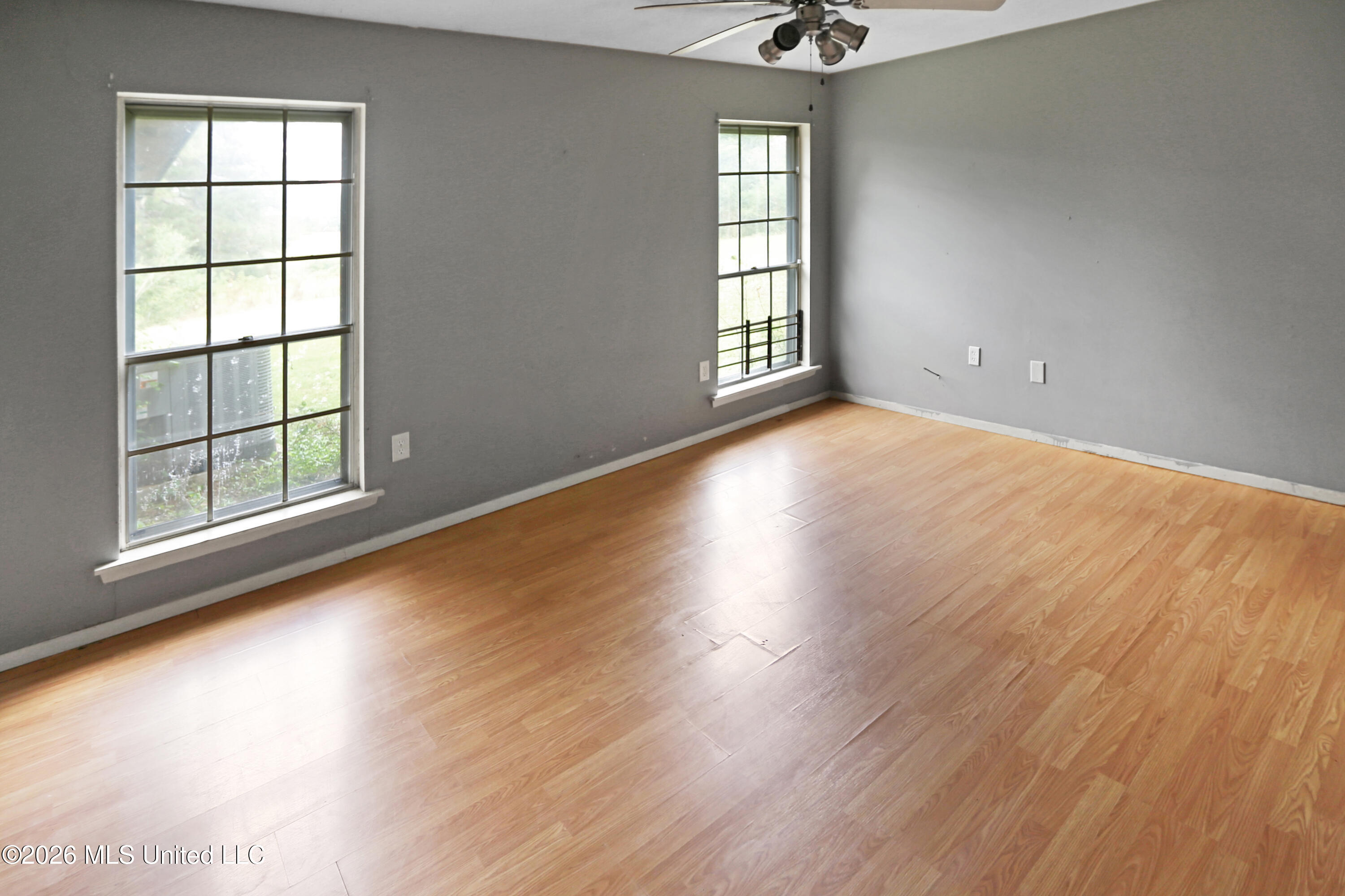 2450 S Pine Lea Drive Property Photo 22