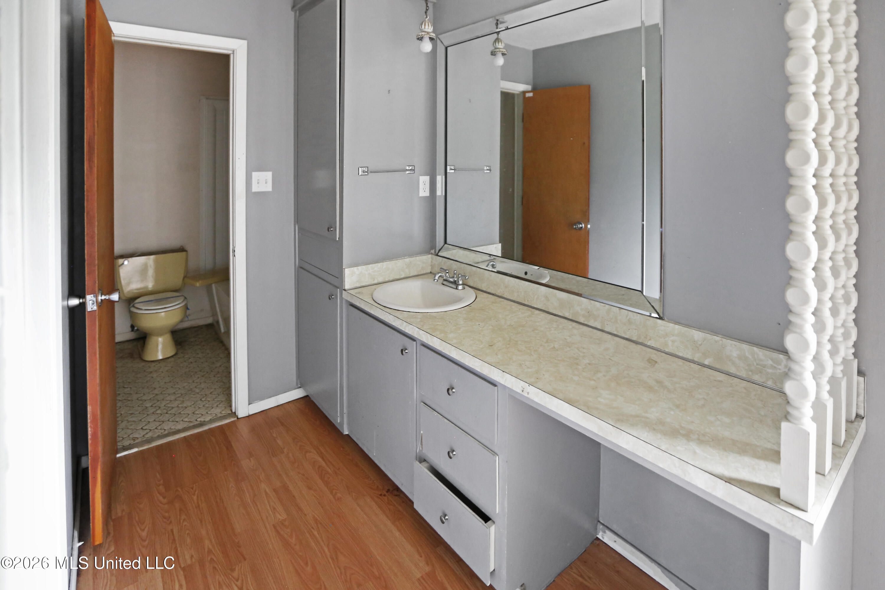 2450 S Pine Lea Drive Property Photo 24