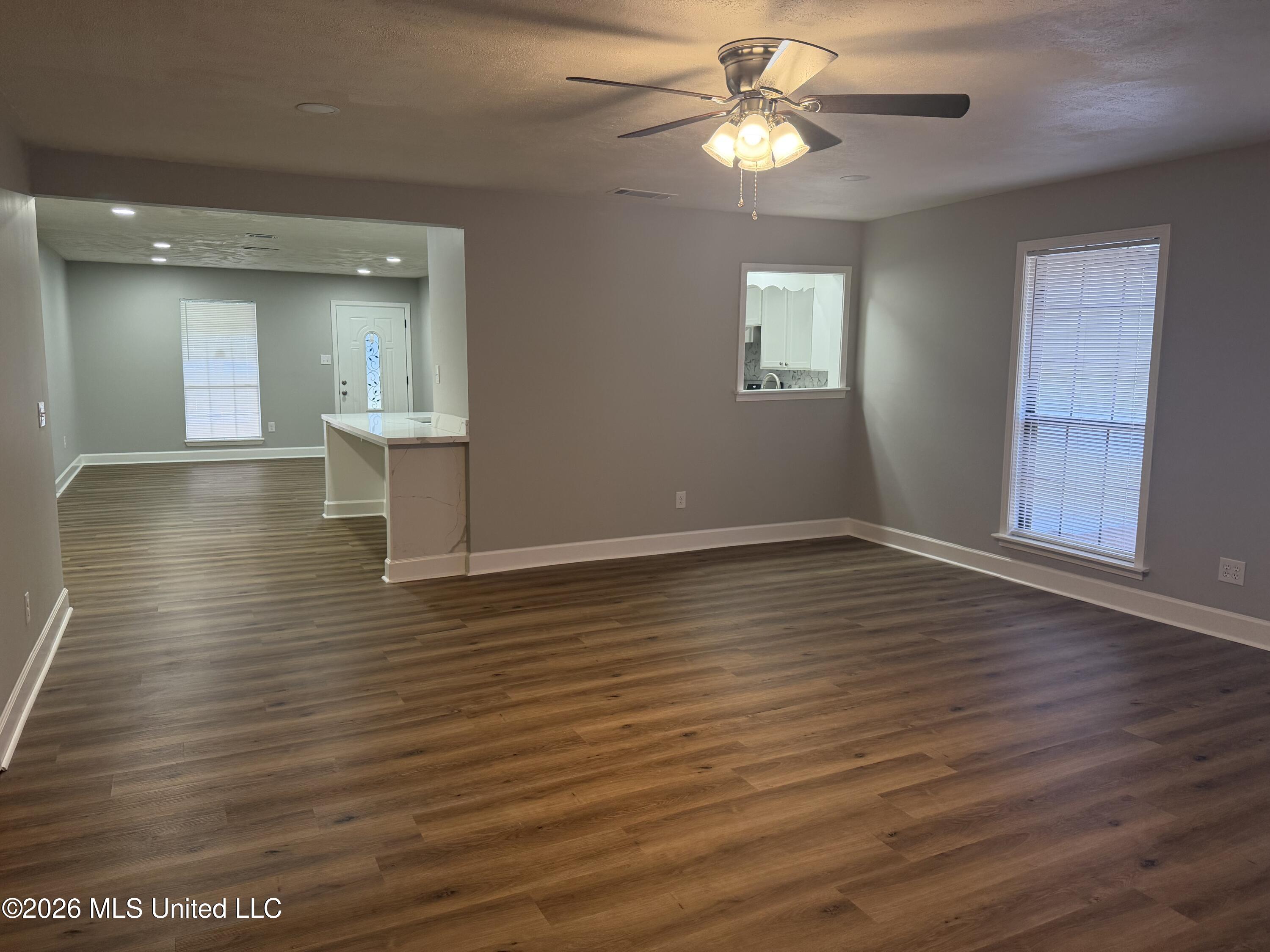 314 Southridge Drive Property Photo 6