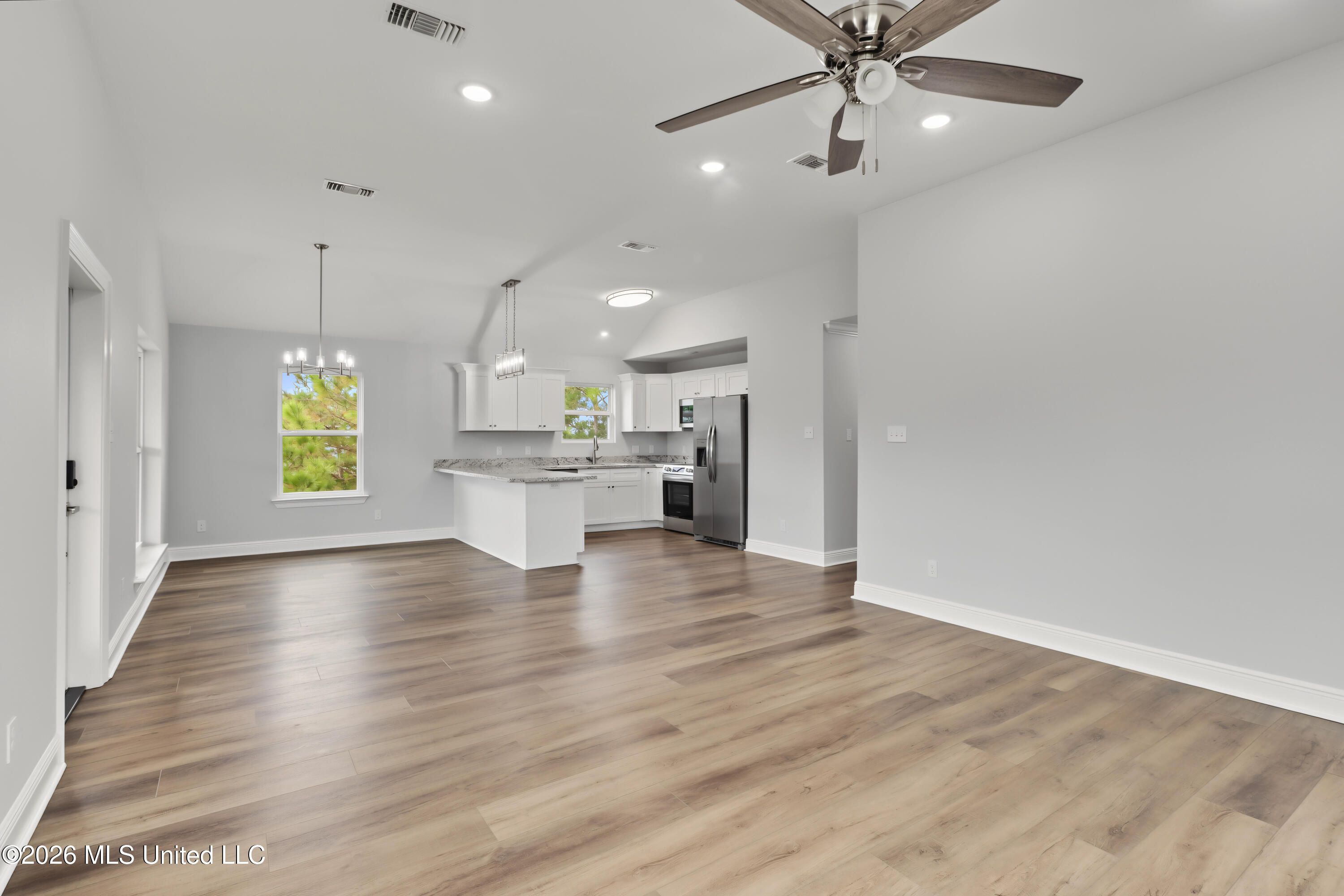 5005 Nebraska Street Property Photo 7