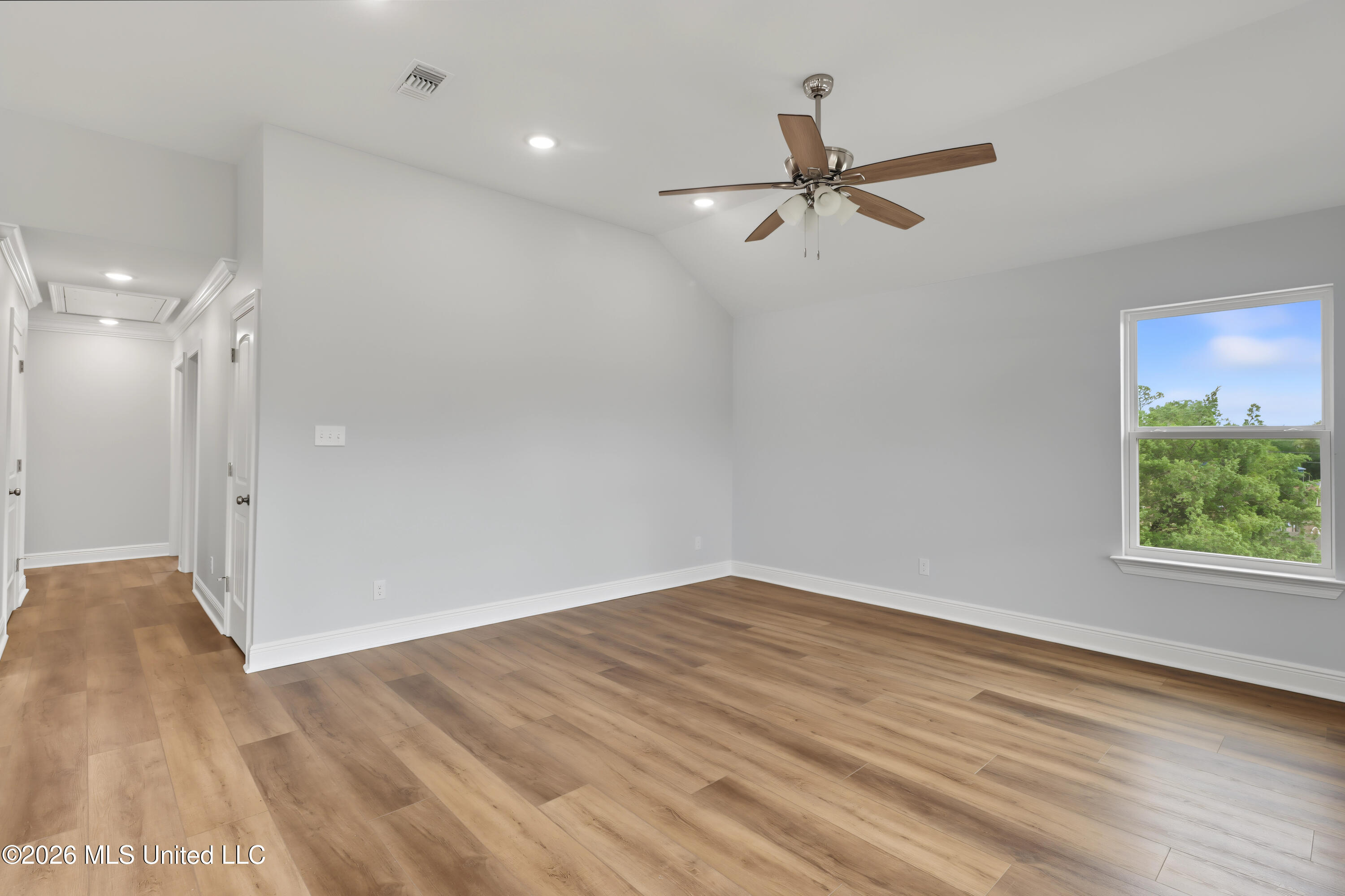 5005 Nebraska Street Property Photo 9