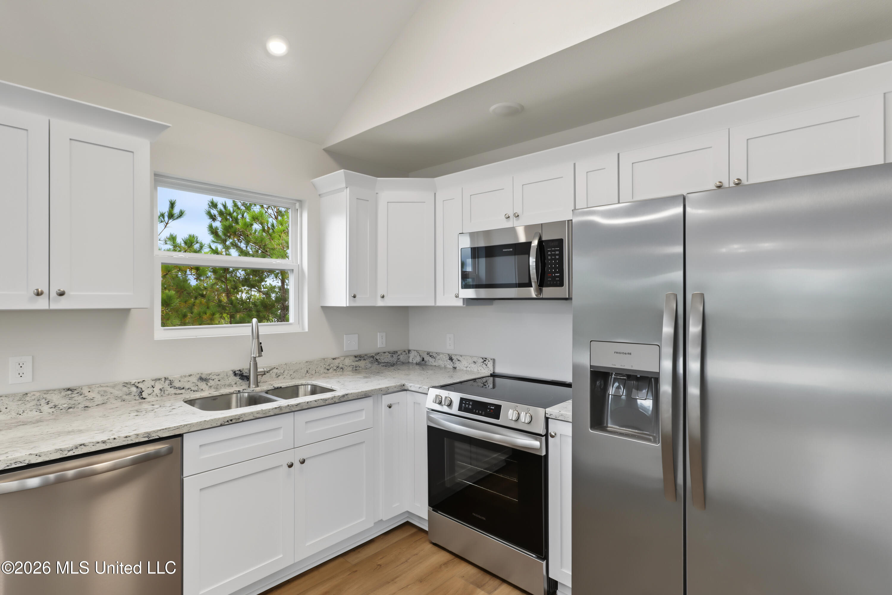 5005 Nebraska Street Property Photo 13