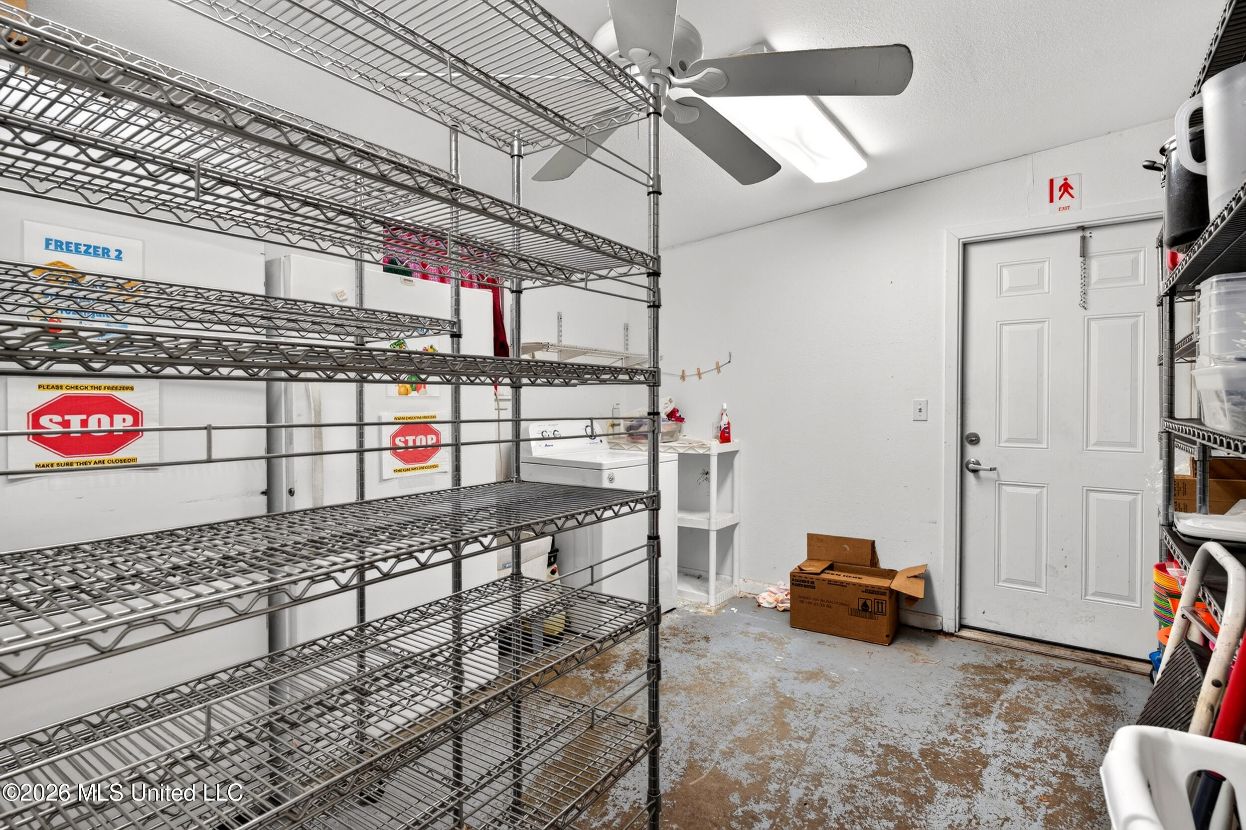 611 E Canal Street Property Photo 17