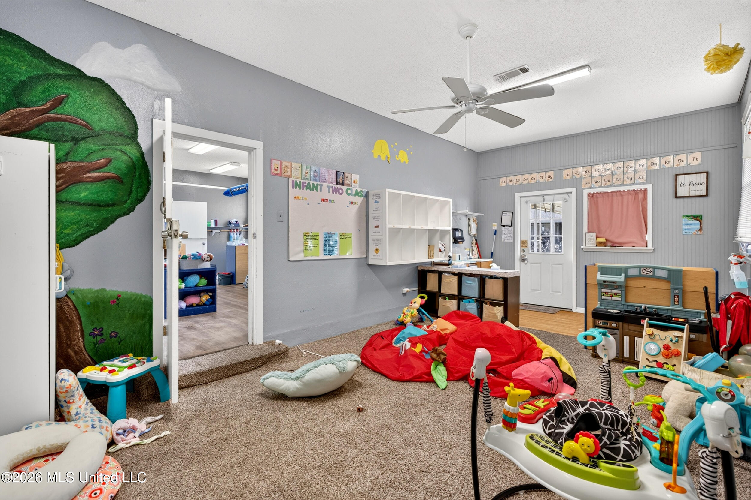 611 E Canal Street Property Photo 40