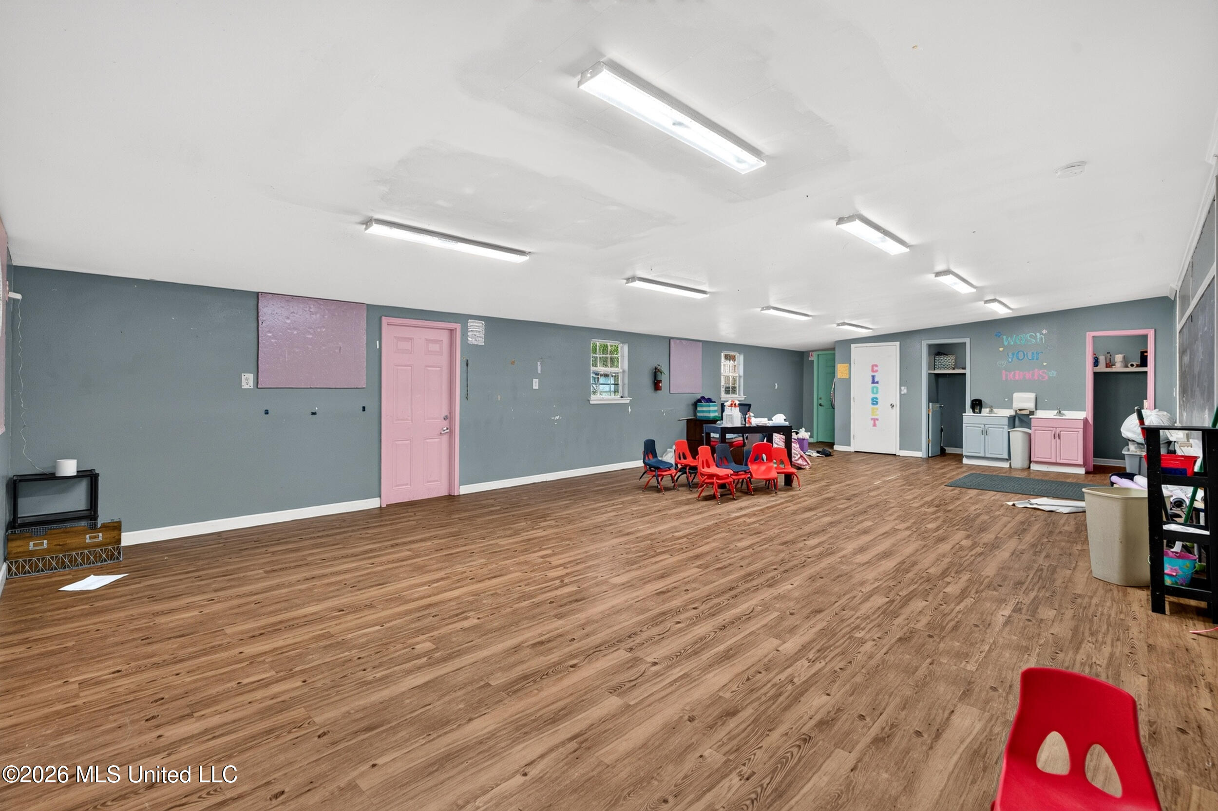 611 E Canal Street Property Photo 45