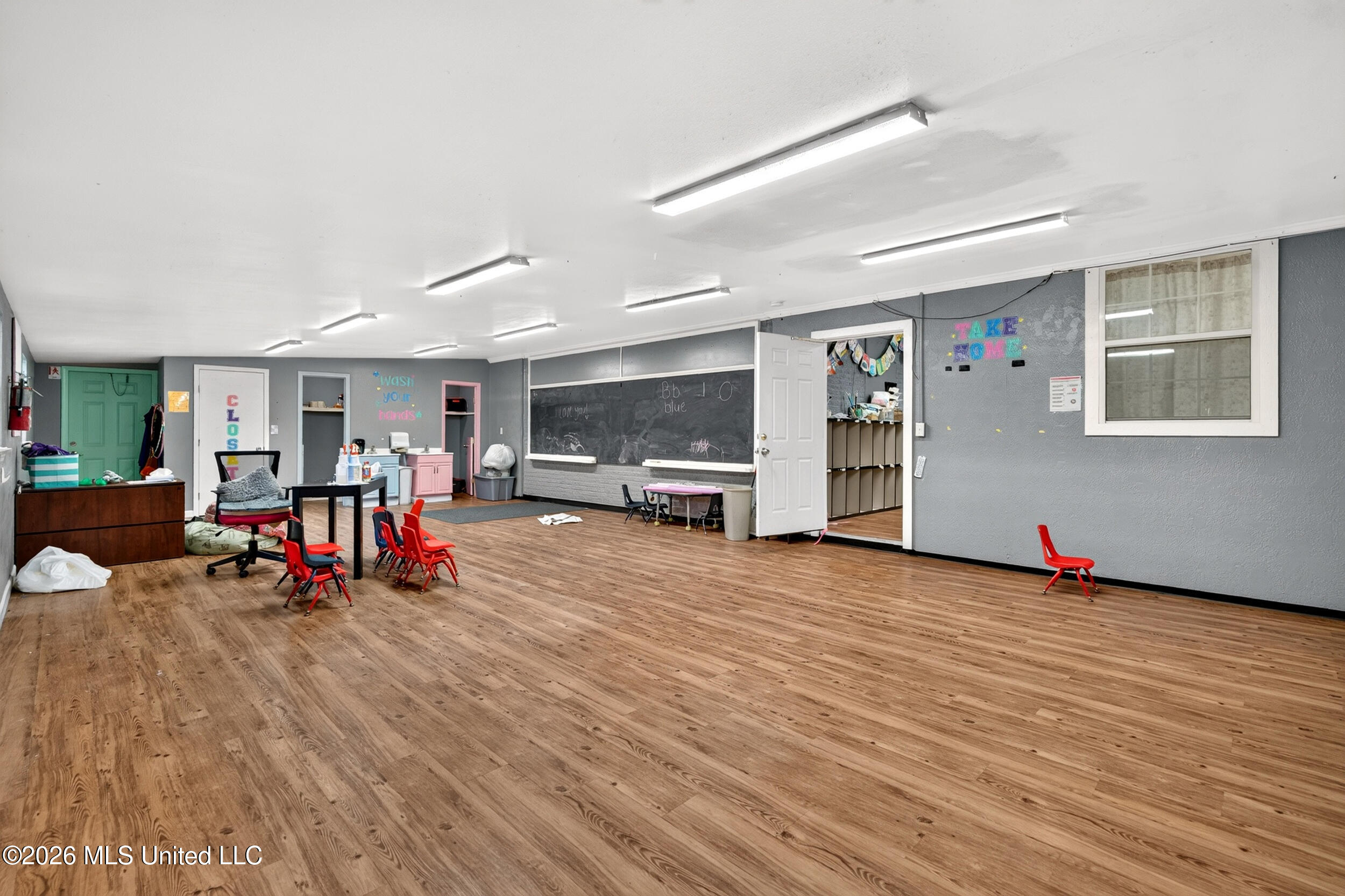 611 E Canal Street Property Photo 46
