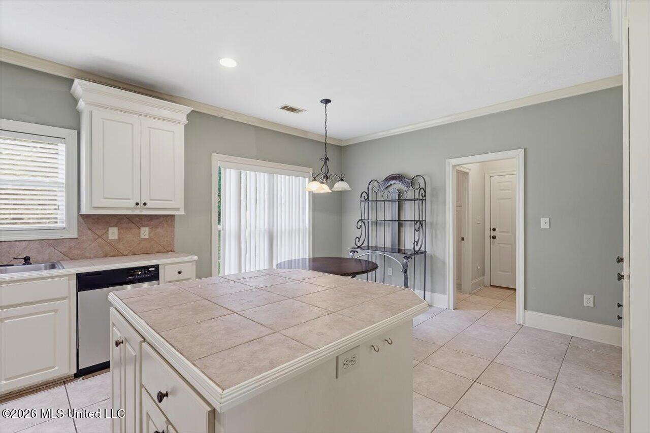 122 Jorn Circle Property Photo 16