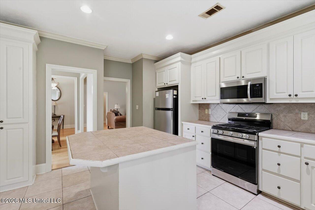 122 Jorn Circle Property Photo 18