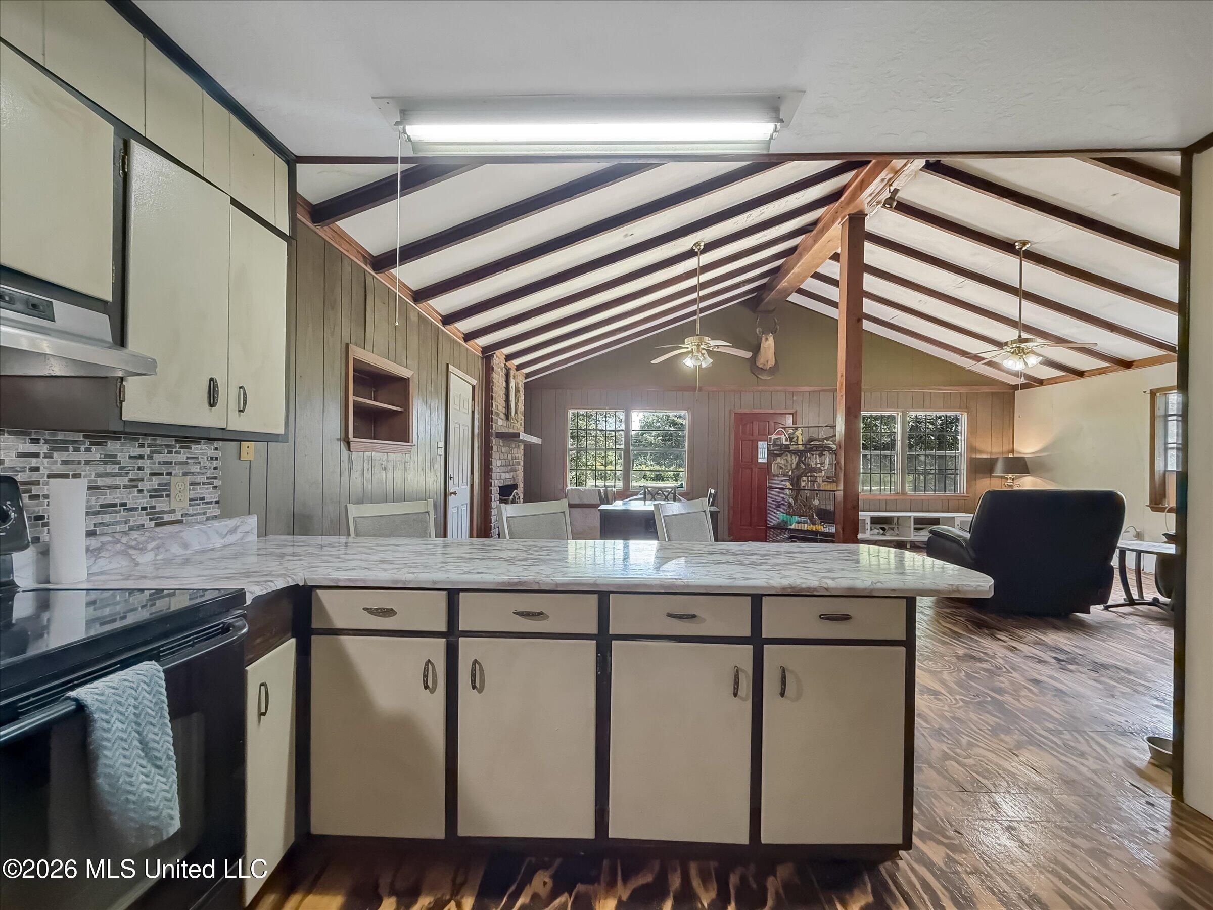 7299 Hwy 43 Property Photo 10