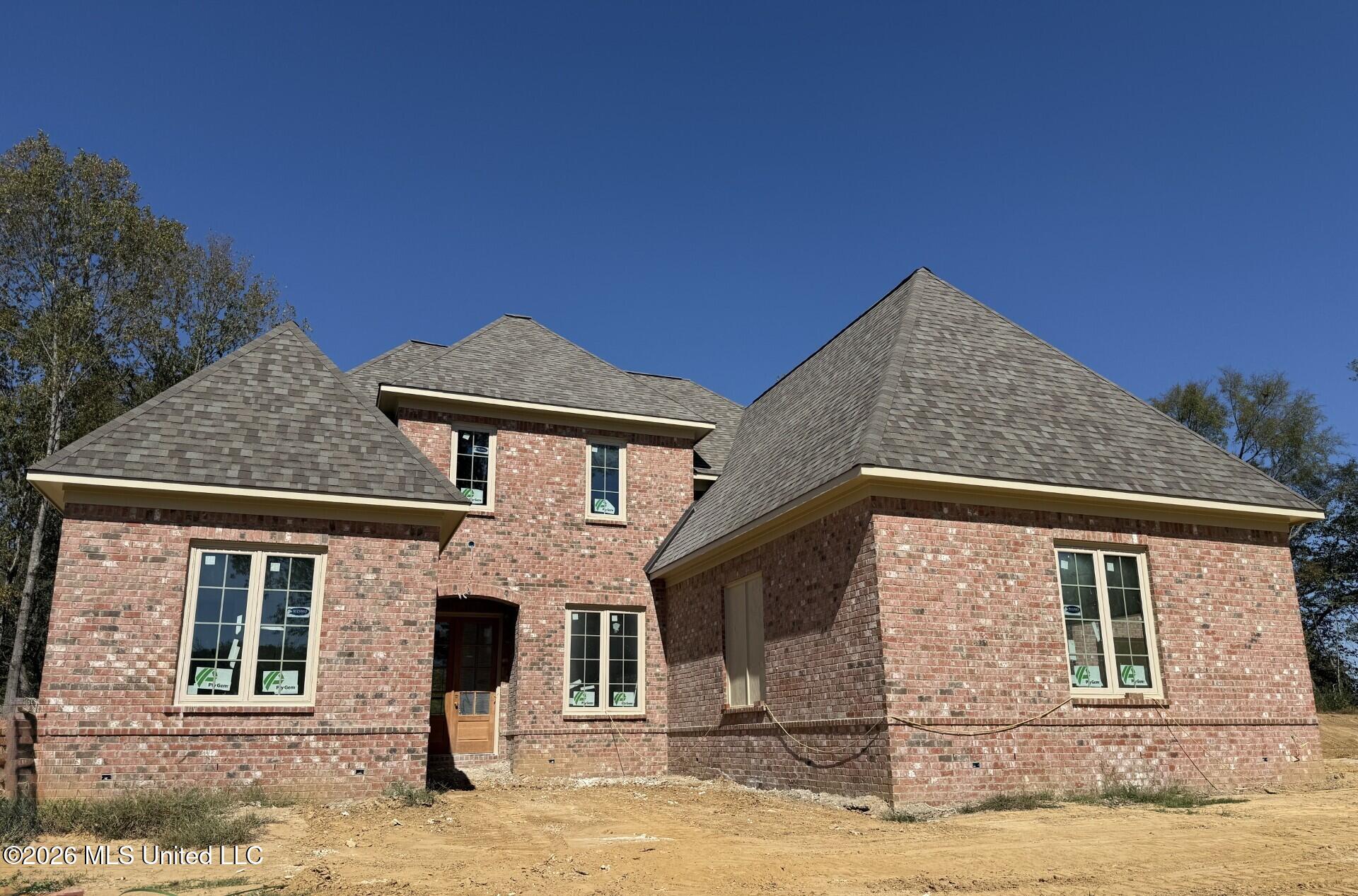 2402 Glenmore Cove Property Photo 1