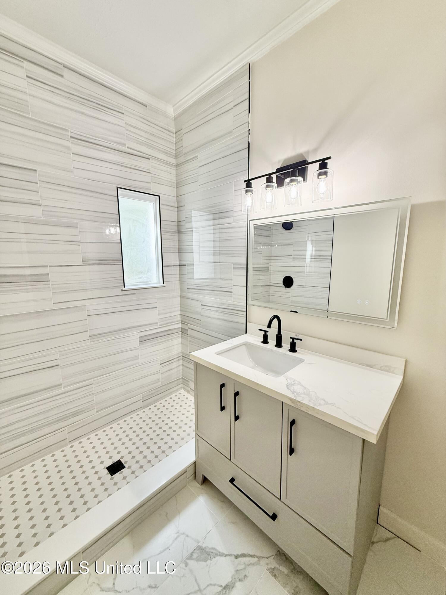 108 Lamar Street Property Photo 28