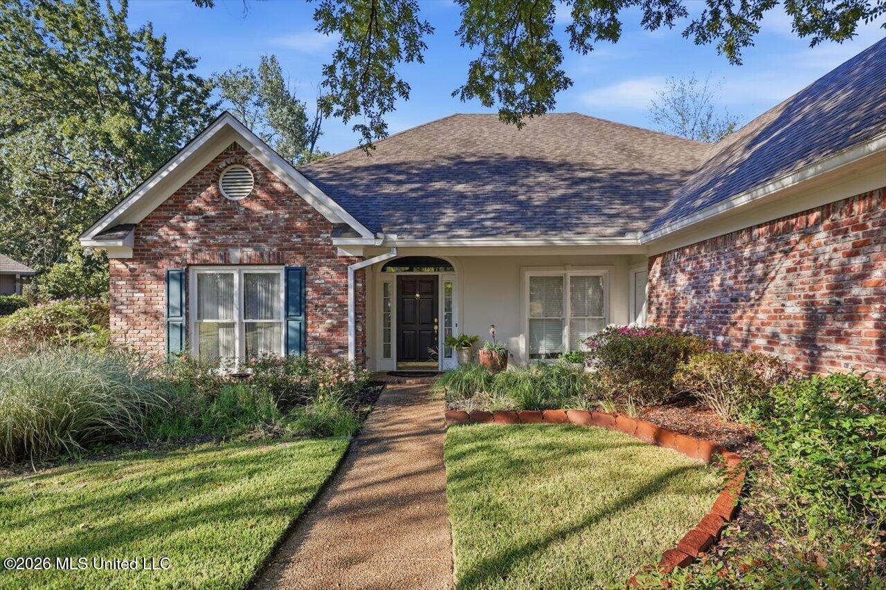 411 Eastpointe Cove Property Photo 2