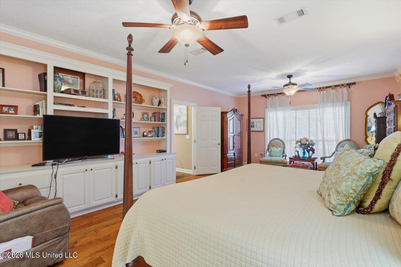 411 Eastpointe Cove Property Photo 20