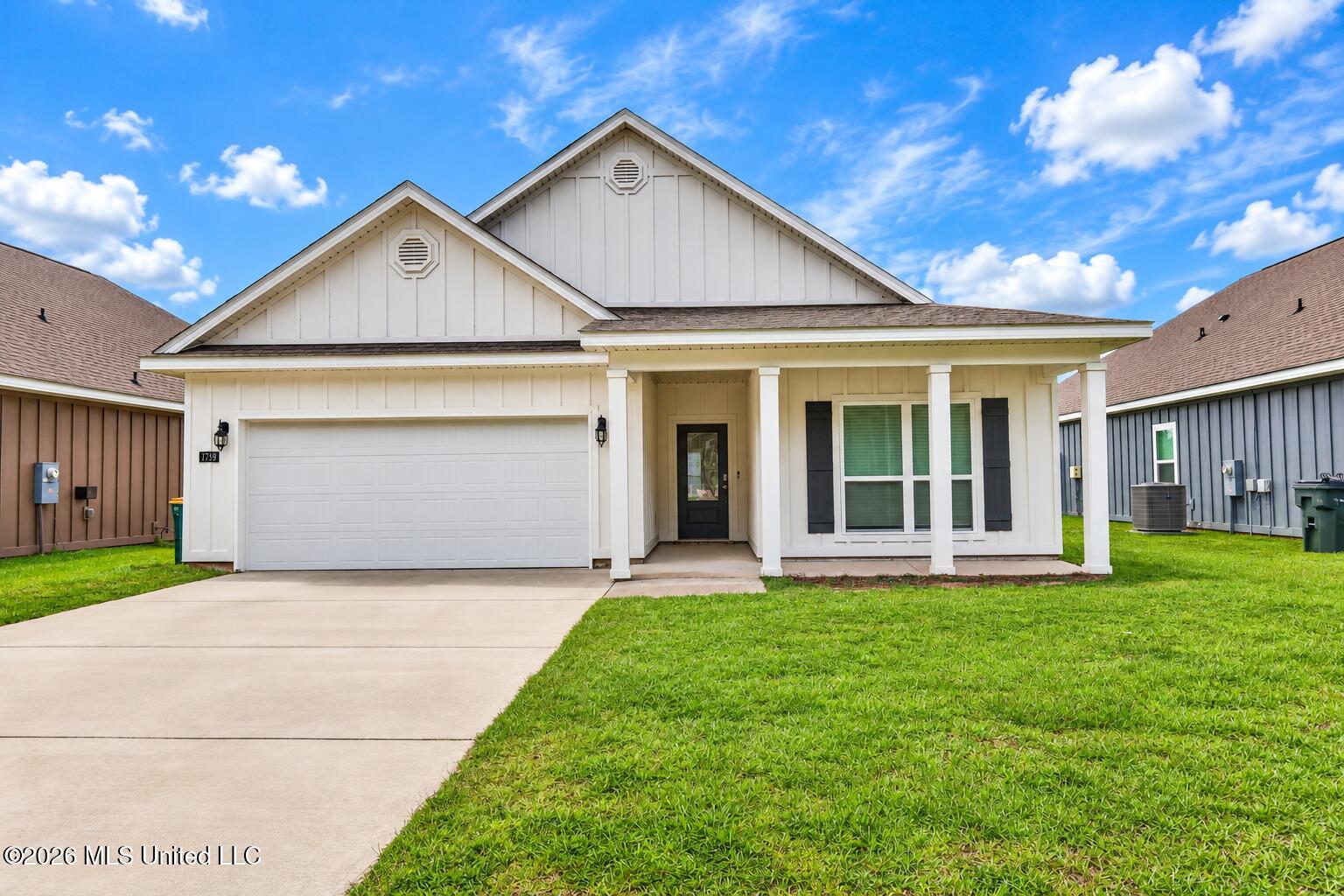 7749 Coral Lane Property Photo 2