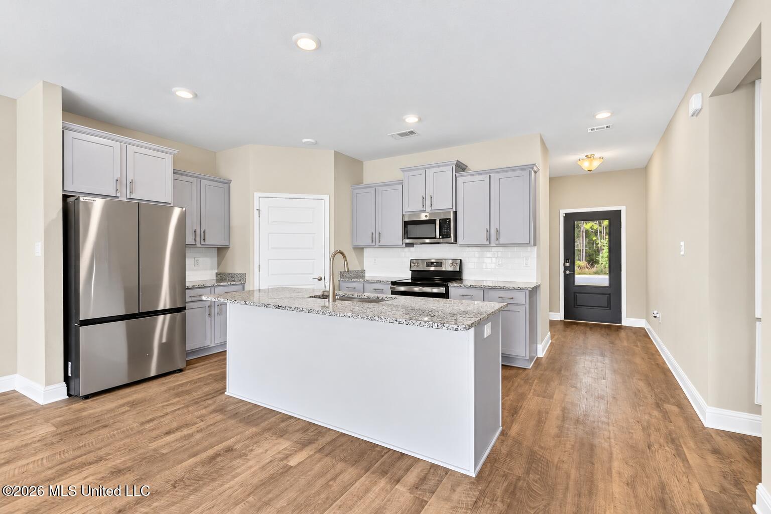 7749 Coral Lane Property Photo 6