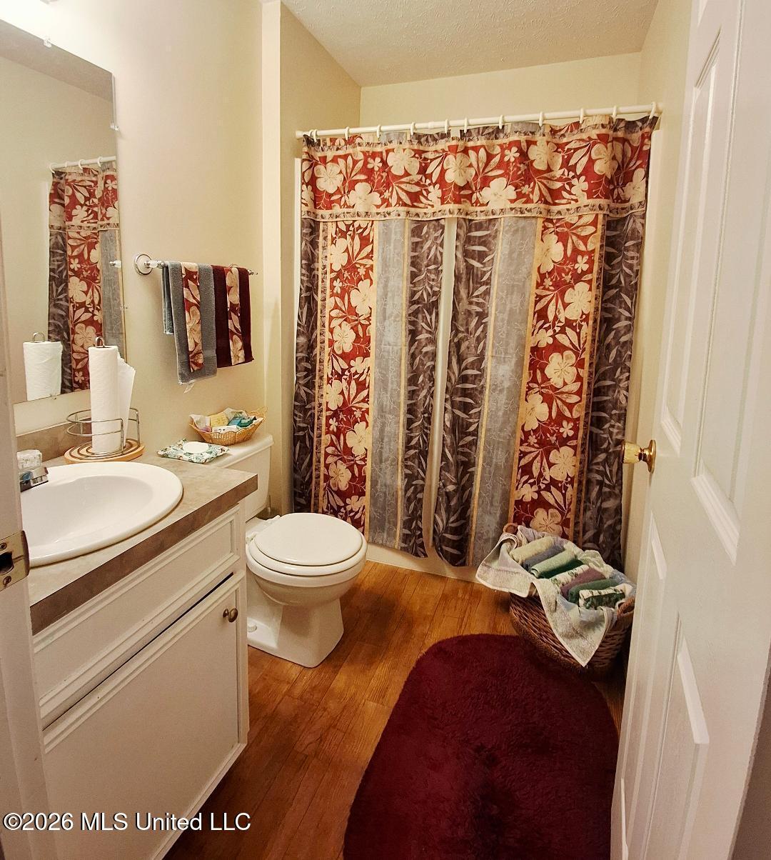 106 Travis Drive Property Photo 9